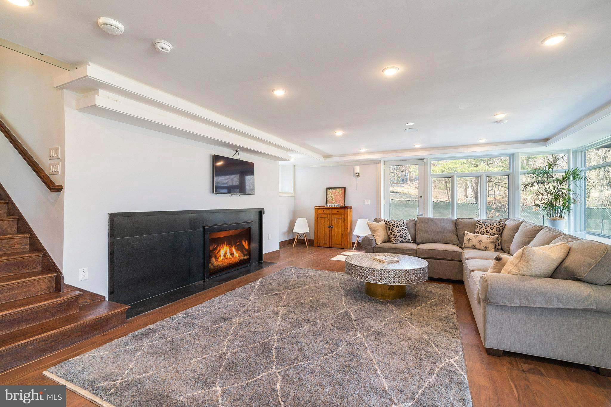 ANDORRA WOODS - Residential