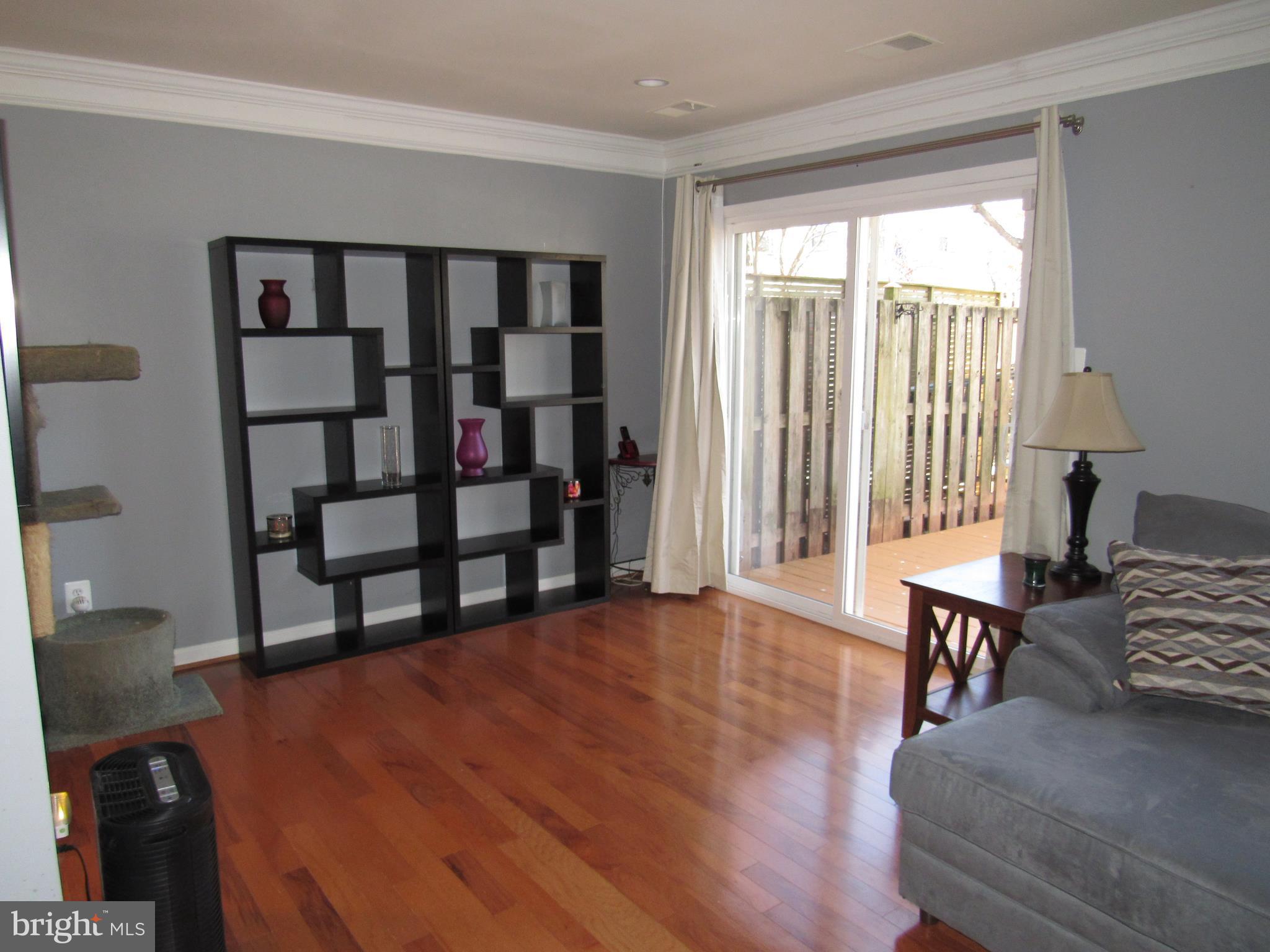 BRISTOE STATION - Residential