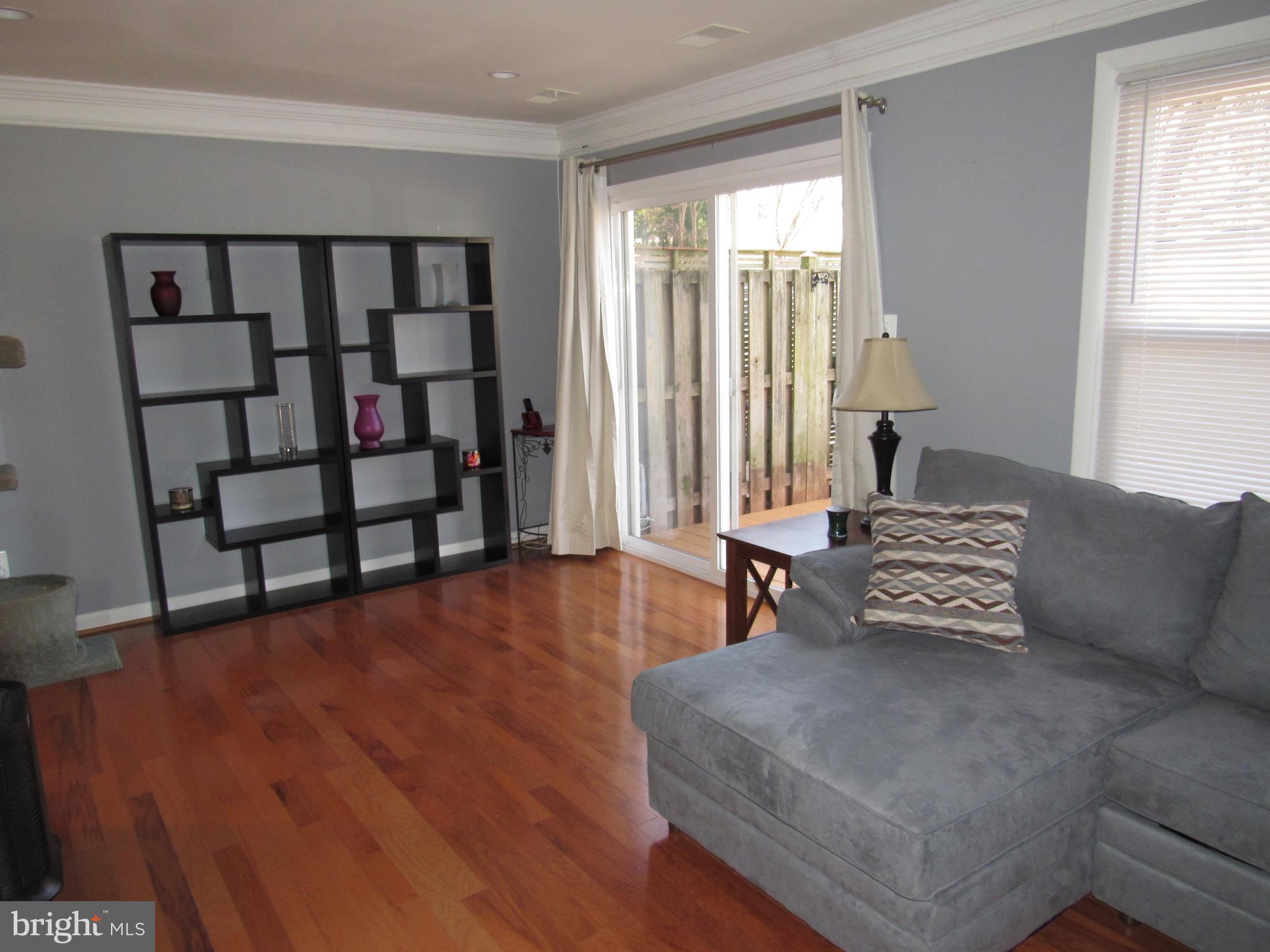 BRISTOE STATION - Residential