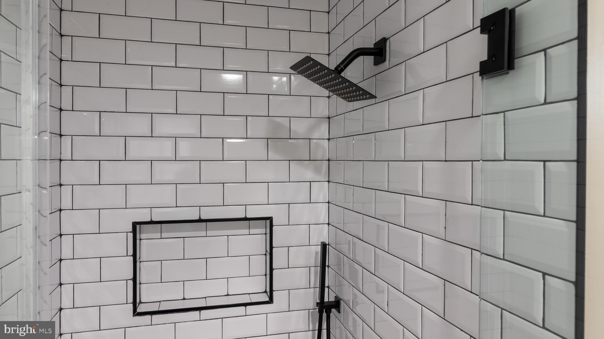 PINEY ORCHARD - Residential Lease