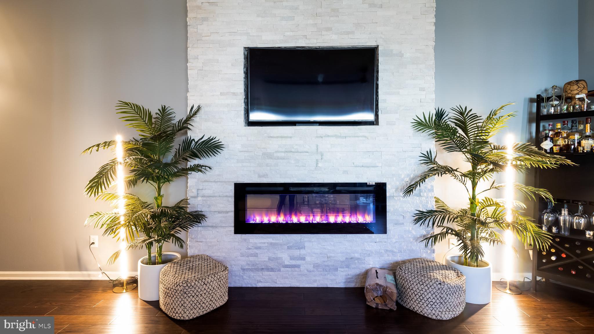 PINEY ORCHARD - Residential Lease