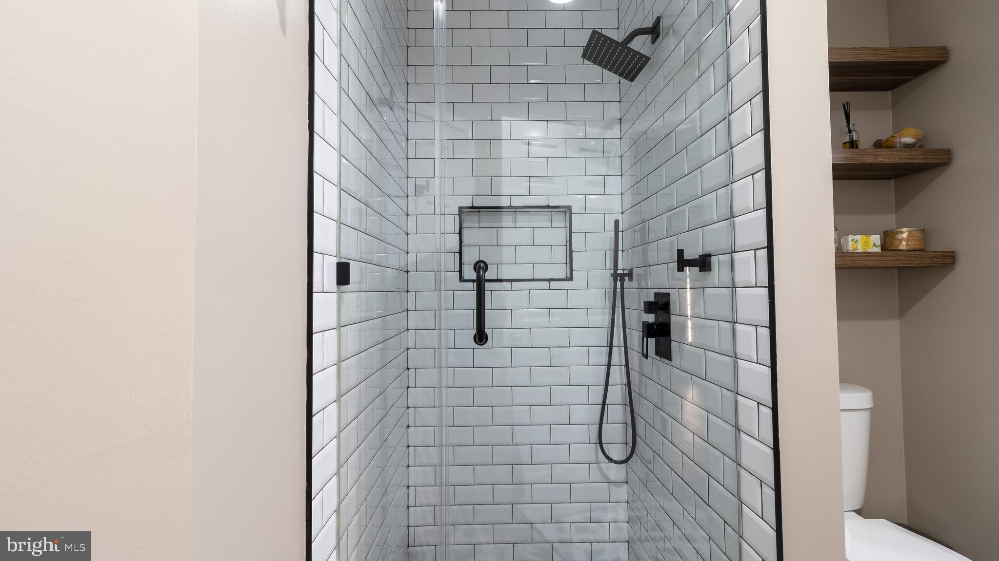 PINEY ORCHARD - Residential Lease