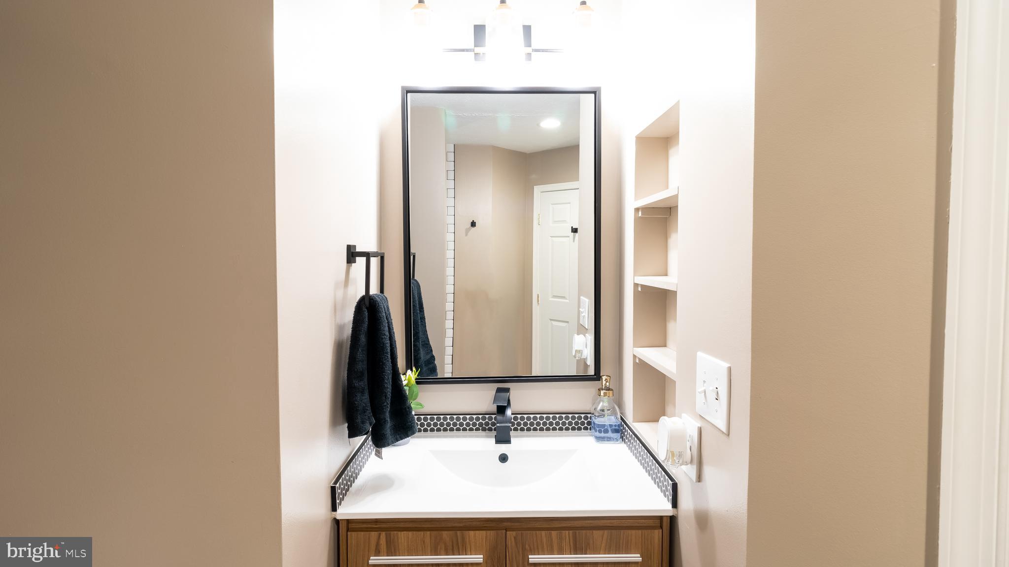 PINEY ORCHARD - Residential Lease