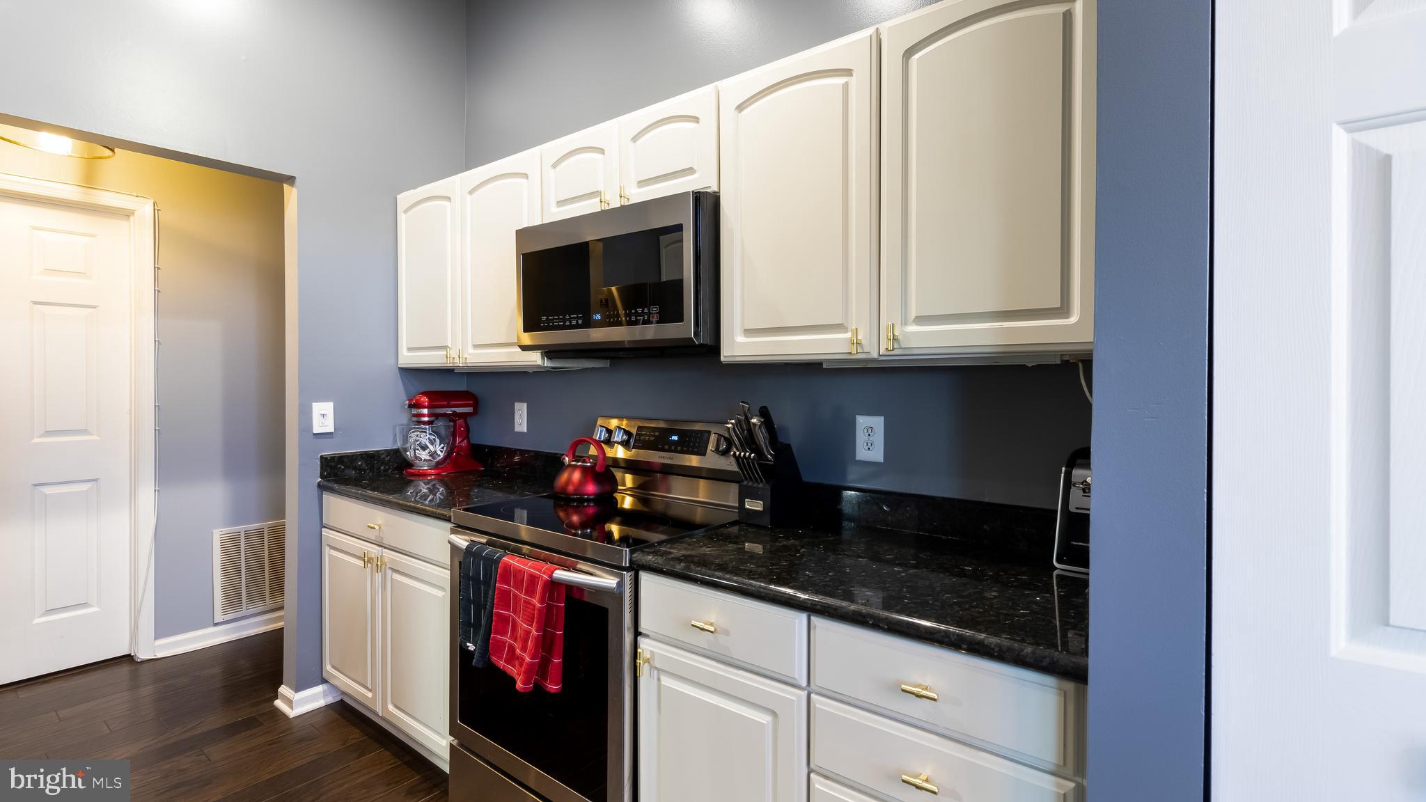 PINEY ORCHARD - Residential Lease