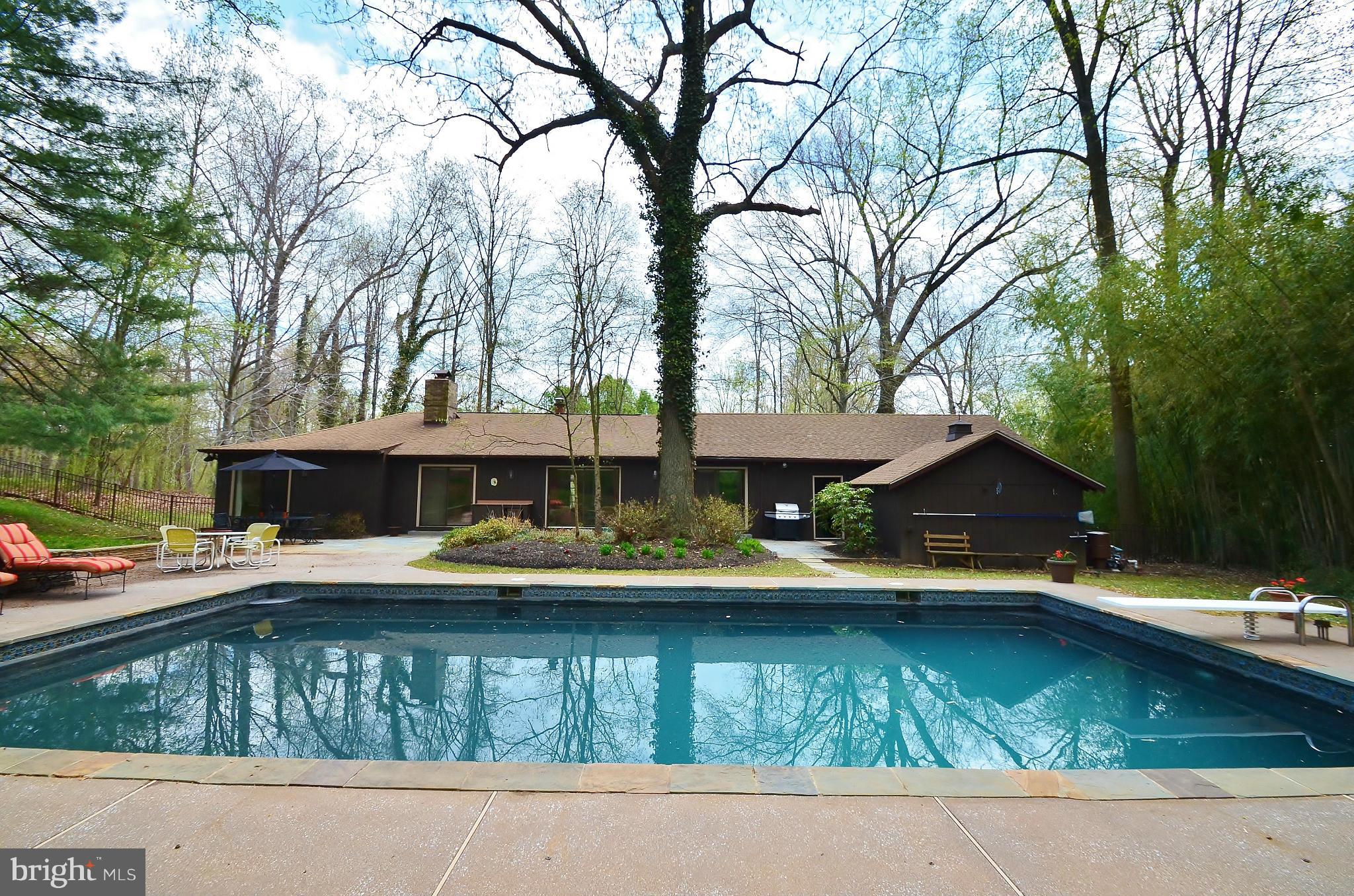 CAVES PARK - Residential