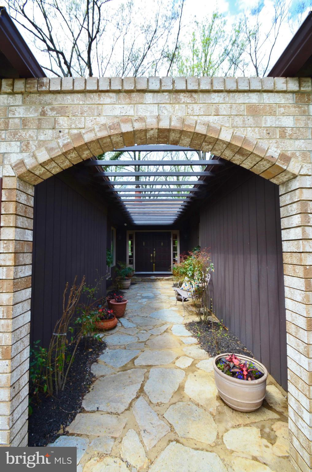 CAVES PARK - Residential