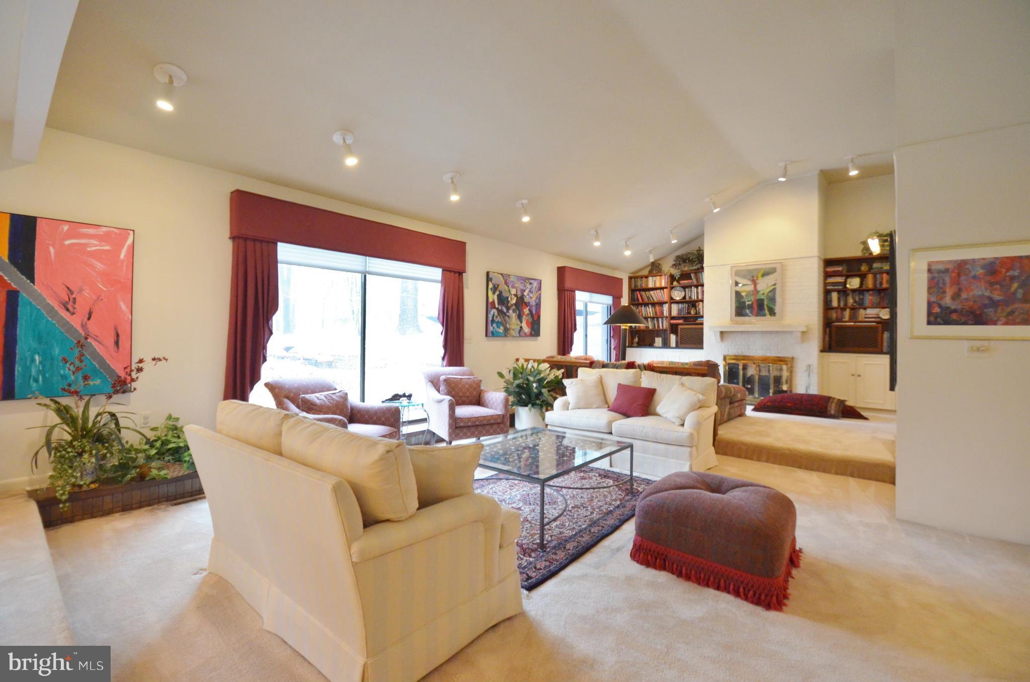 CAVES PARK - Residential