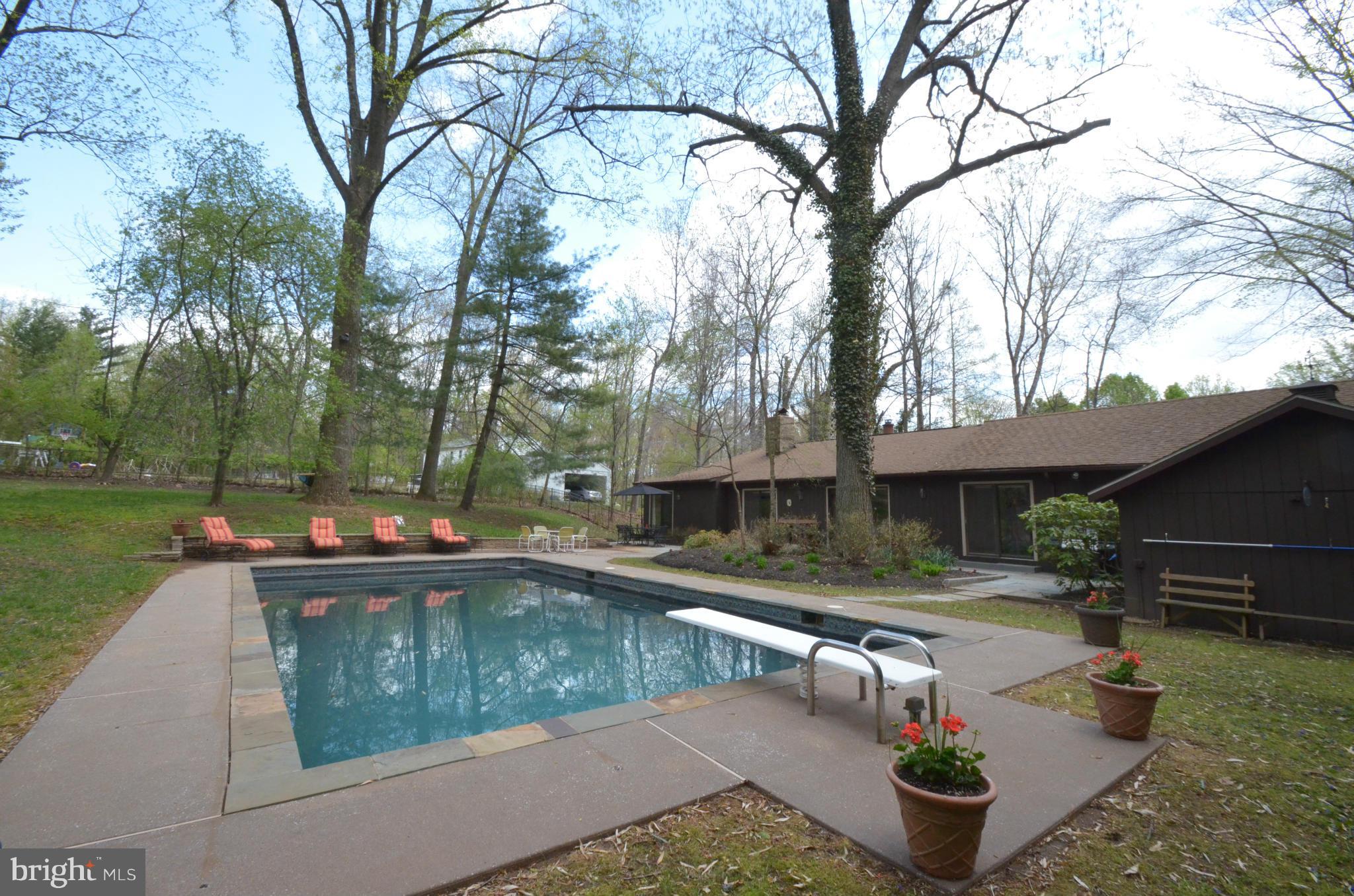 CAVES PARK - Residential