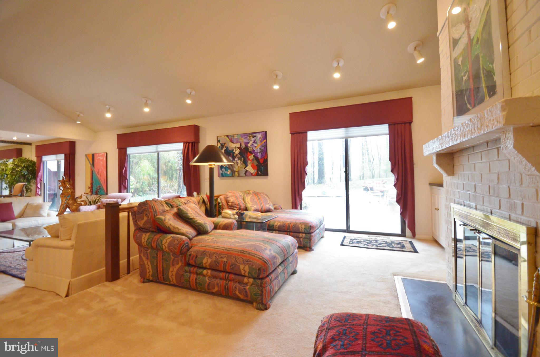 CAVES PARK - Residential