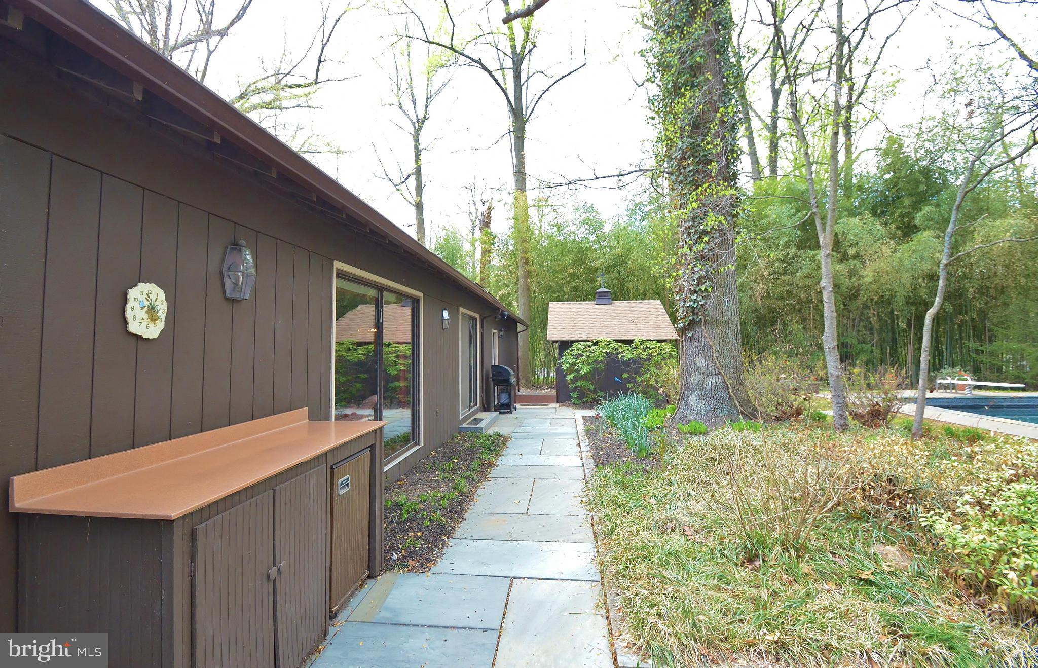 CAVES PARK - Residential