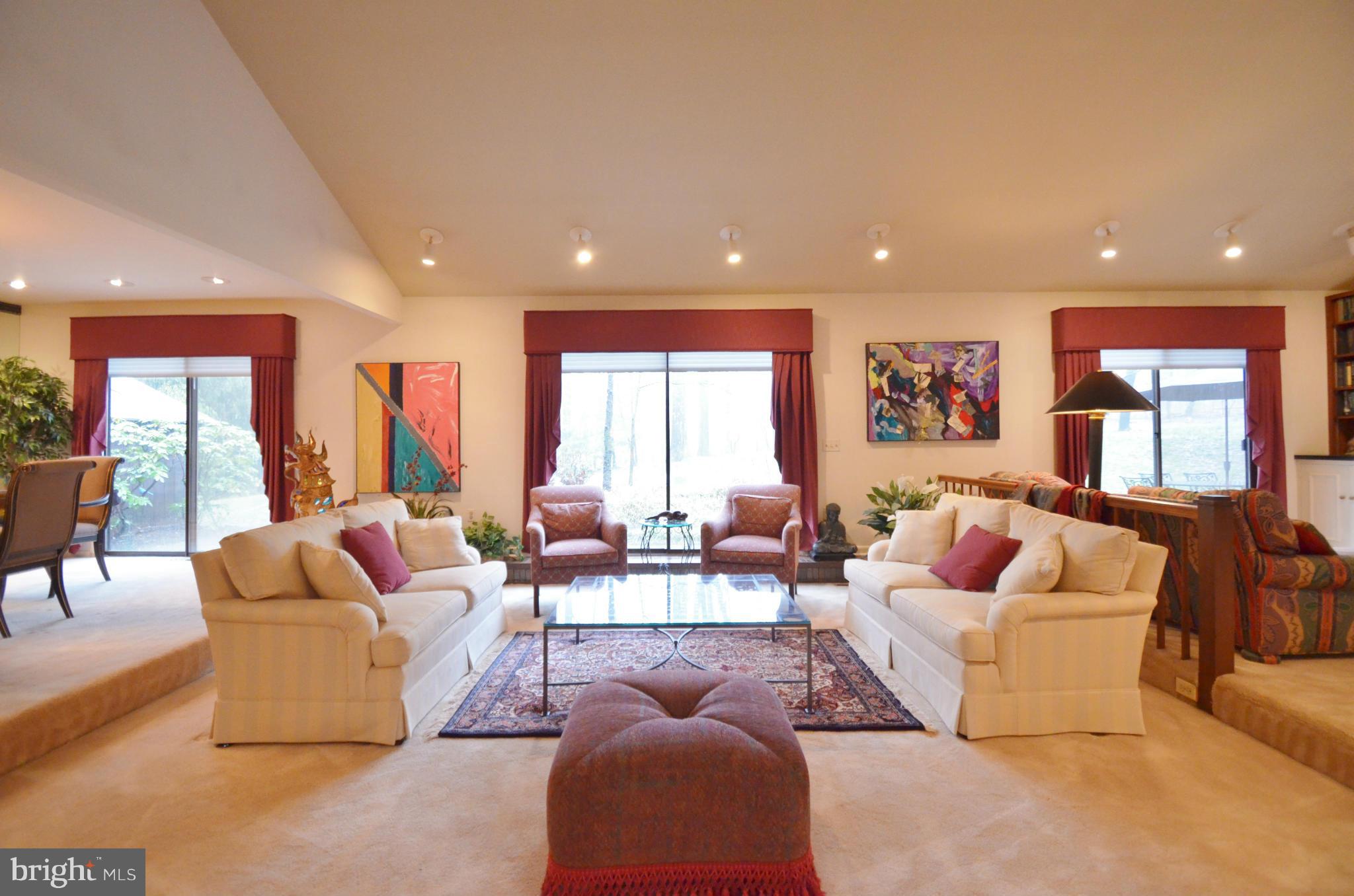 CAVES PARK - Residential