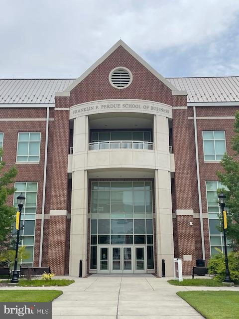 1020 ADAMS AVENUE 3A