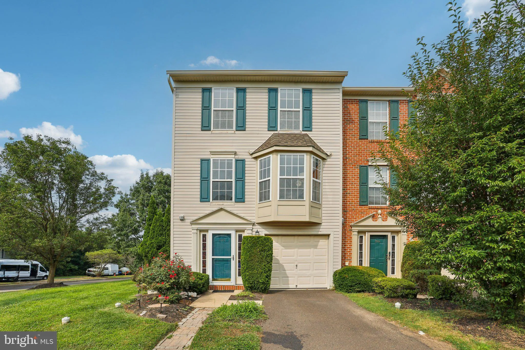 North Wales, Pennsylvania 19454, United States, 3 Bedrooms Bedrooms, ,3 BathroomsBathrooms,Residential,Contingent,181395