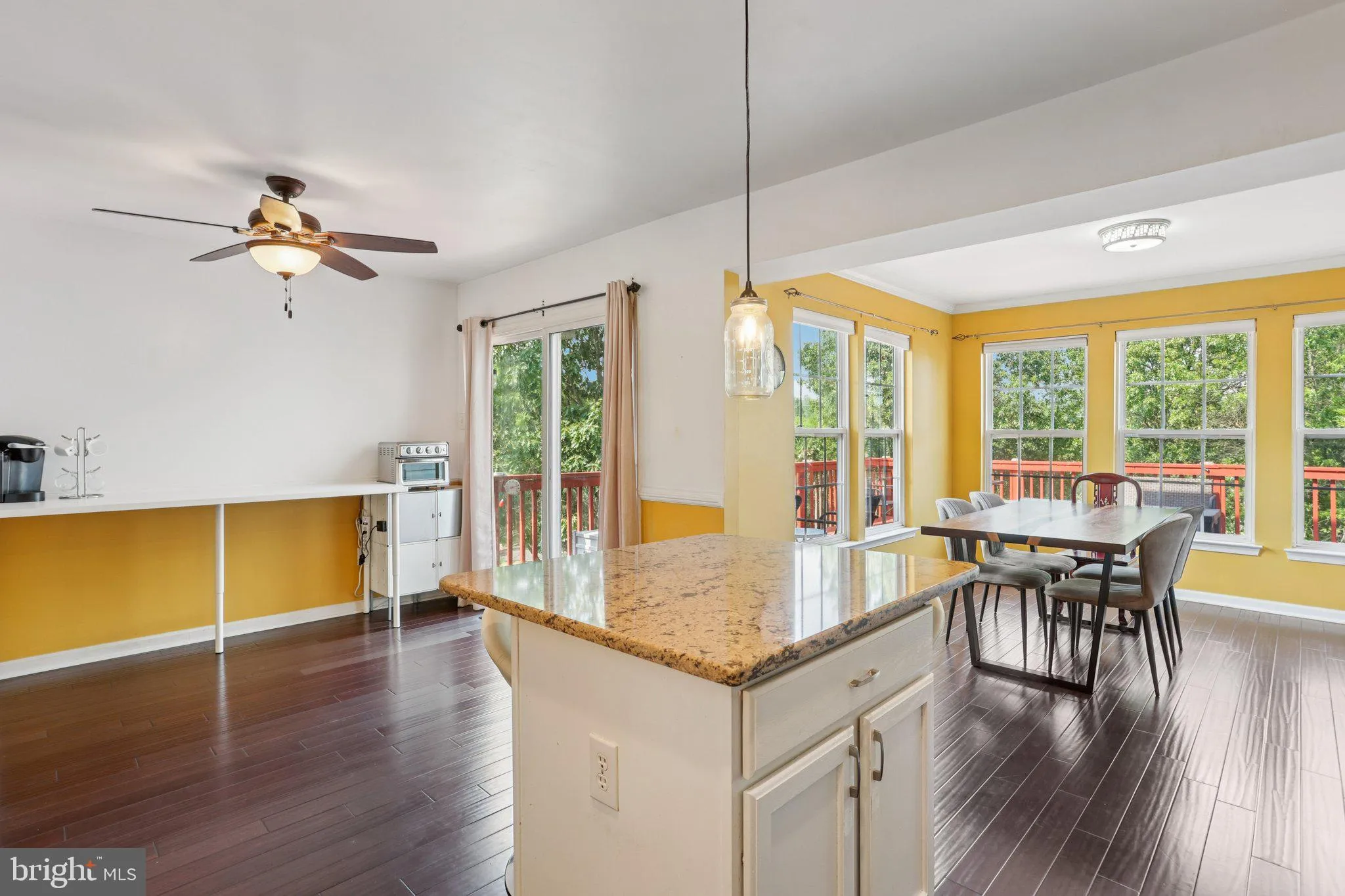 North Wales, Pennsylvania 19454, United States, 3 Bedrooms Bedrooms, ,3 BathroomsBathrooms,Residential,Contingent,181395