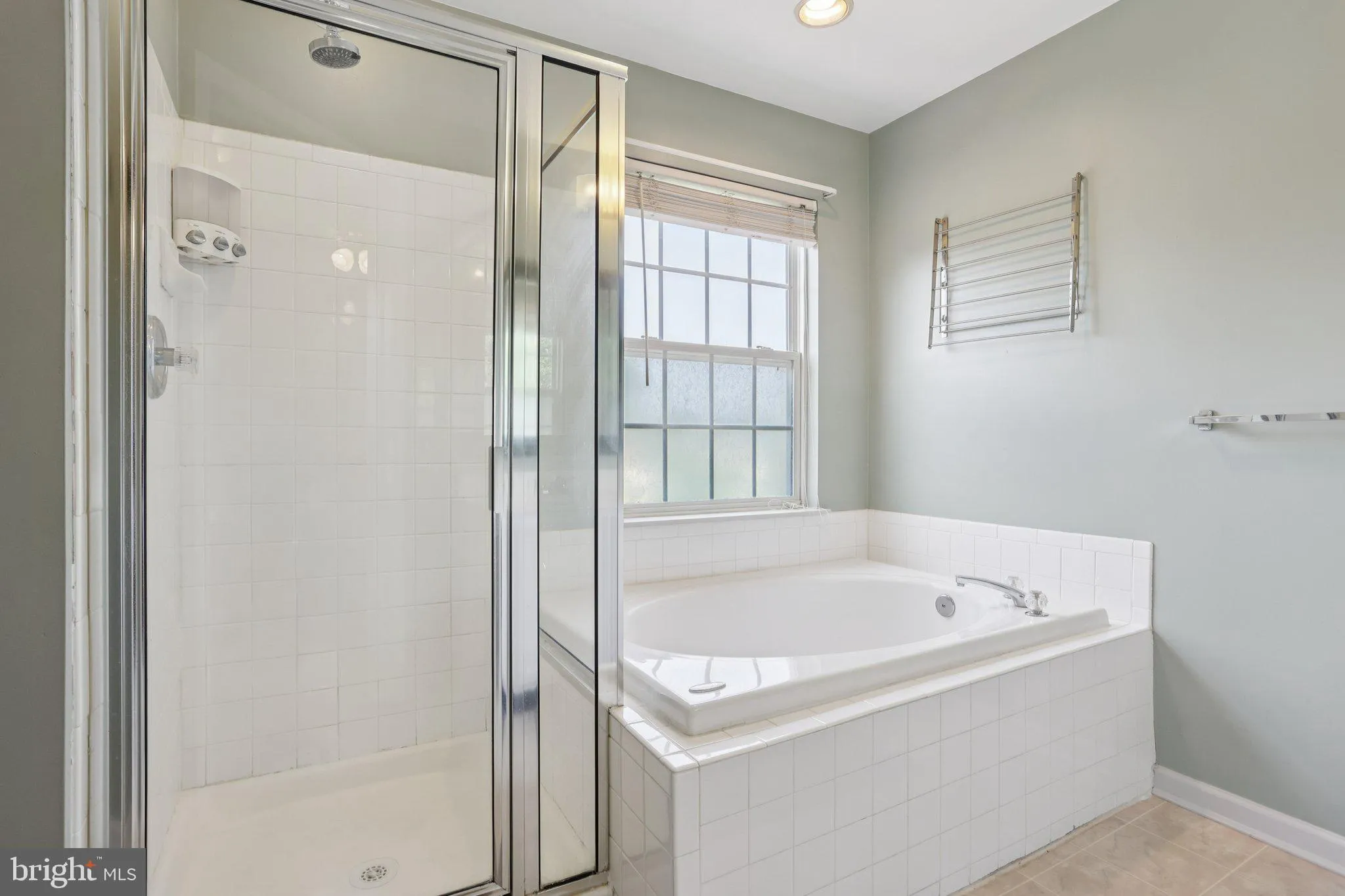 North Wales, Pennsylvania 19454, United States, 3 Bedrooms Bedrooms, ,3 BathroomsBathrooms,Residential,Contingent,181395