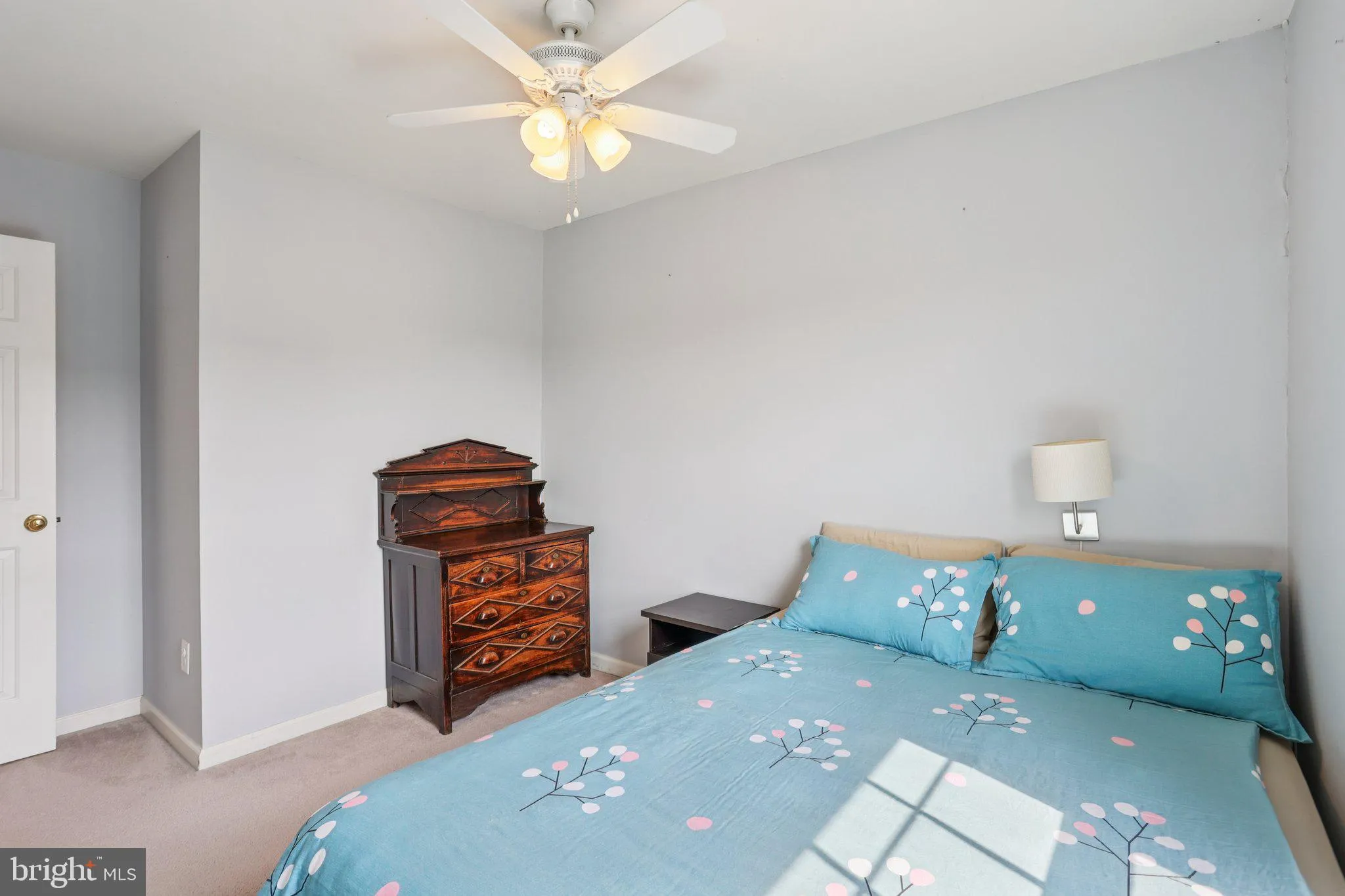 North Wales, Pennsylvania 19454, United States, 3 Bedrooms Bedrooms, ,3 BathroomsBathrooms,Residential,Contingent,181395