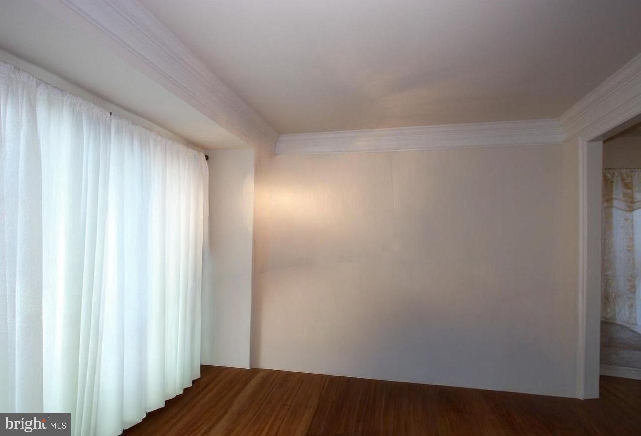 DEEP CREEK VILLAGE - Residential Lease