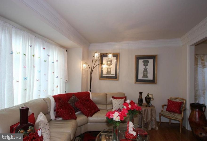 BEAUTIFUL COLONIAL HOME ON QUIET CUL DE SAC, SURROUNDED BY 34 LUXURY HOMES. THIS HOME HAS BEEN METICULOUSLY MAINTAINED. GOURMET KITCHEN. SUNROOM. MASTER BEDROOM WITH SPACIOUS EN SUITE BATH. OFFICE. 2 FAMILY ROOMS, 1 WITH GAS FIREPLACE. FORMAL DINING ROOM. HUGE STORAGE ROOM WITH SHELVING INCLUDED. 2 CAR GARAGE. BEAUTIFUL PATIO. ENTERTAINERS DELIGHT! AVAILABLE DECEMBER 1, 2025!