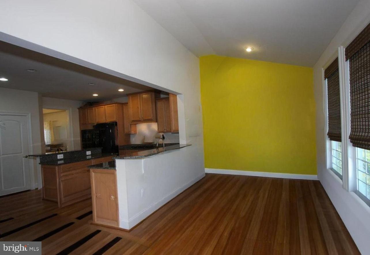 DEEP CREEK VILLAGE - Residential Lease