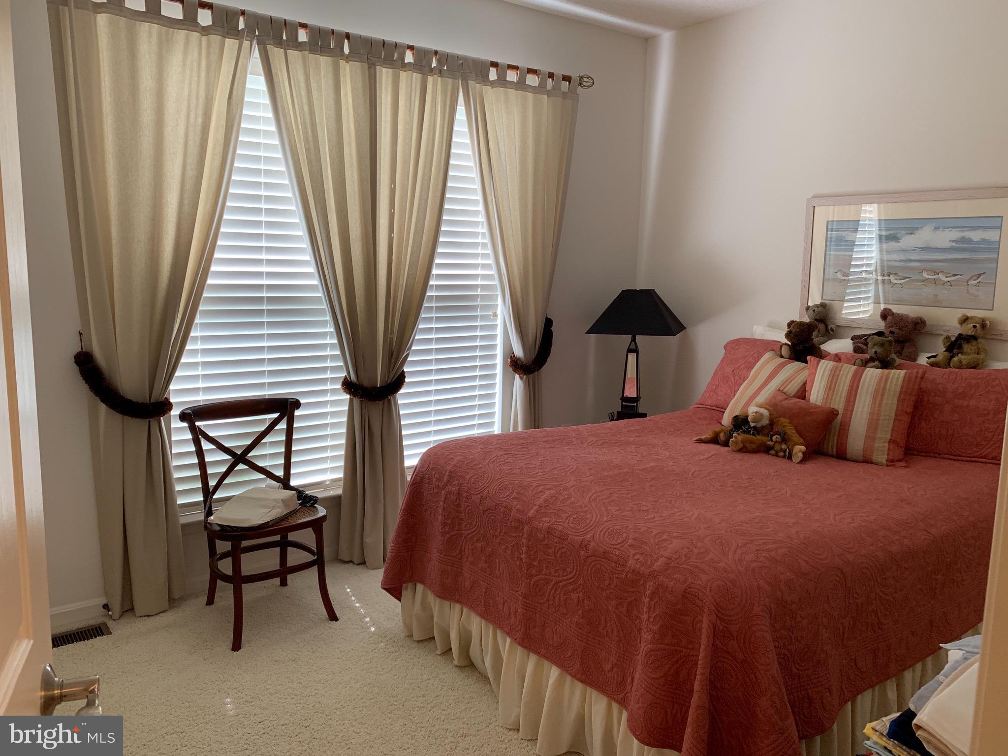 HAWTHORNE GREENE - Residential