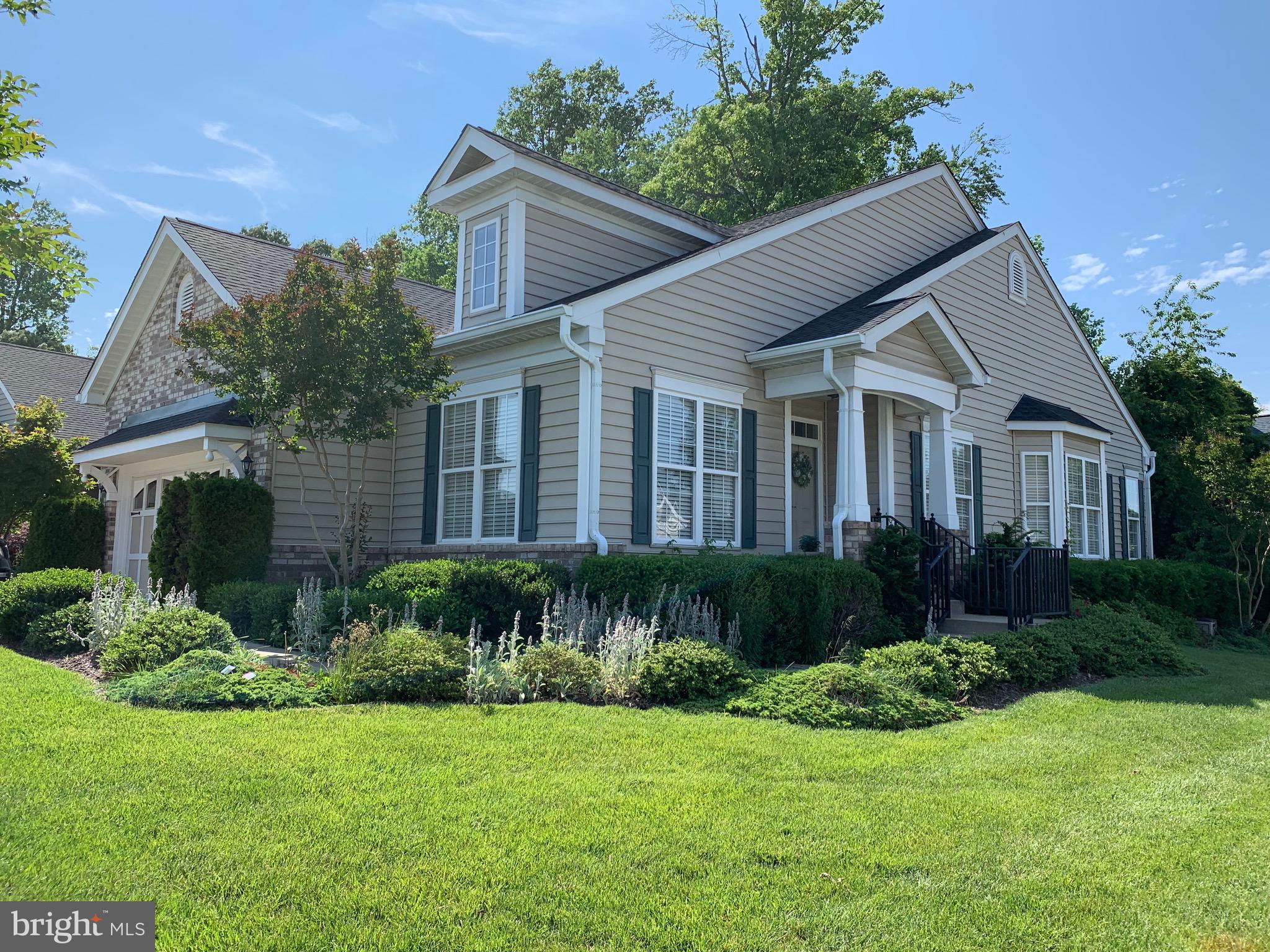 HAWTHORNE GREENE - Residential