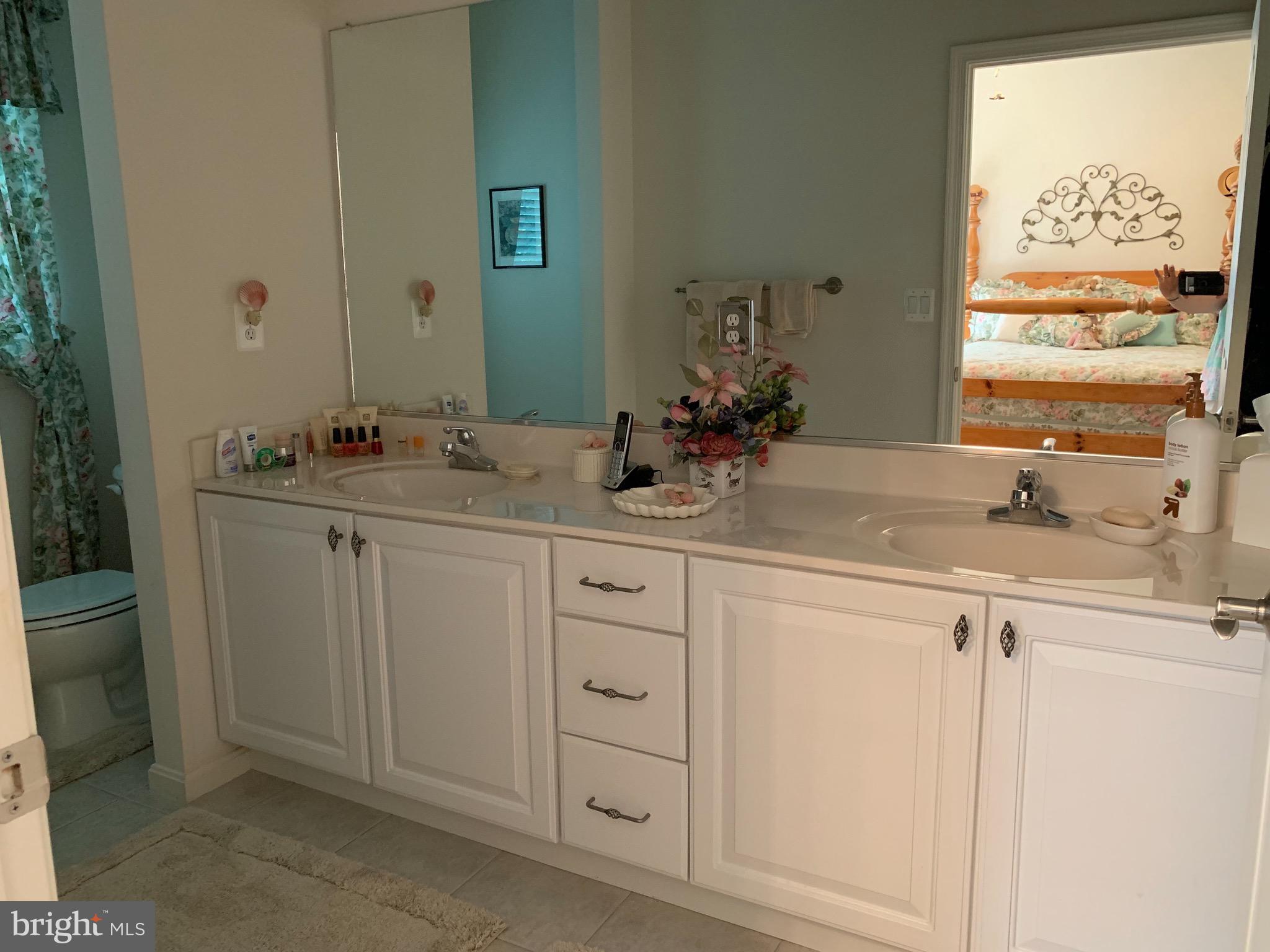 HAWTHORNE GREENE - Residential