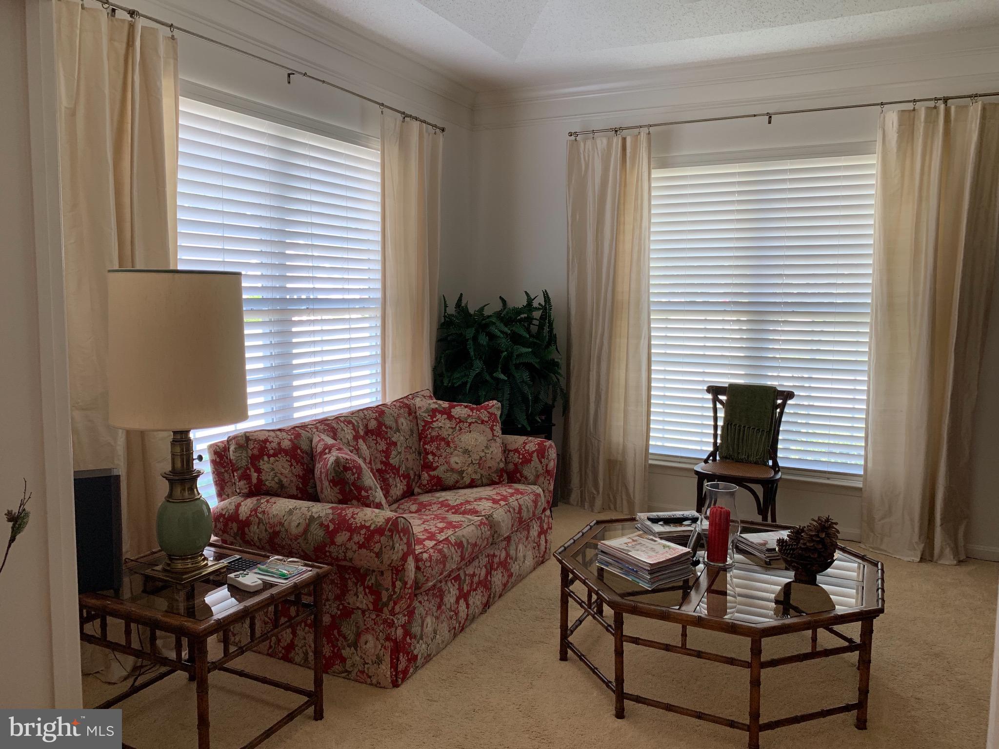 HAWTHORNE GREENE - Residential