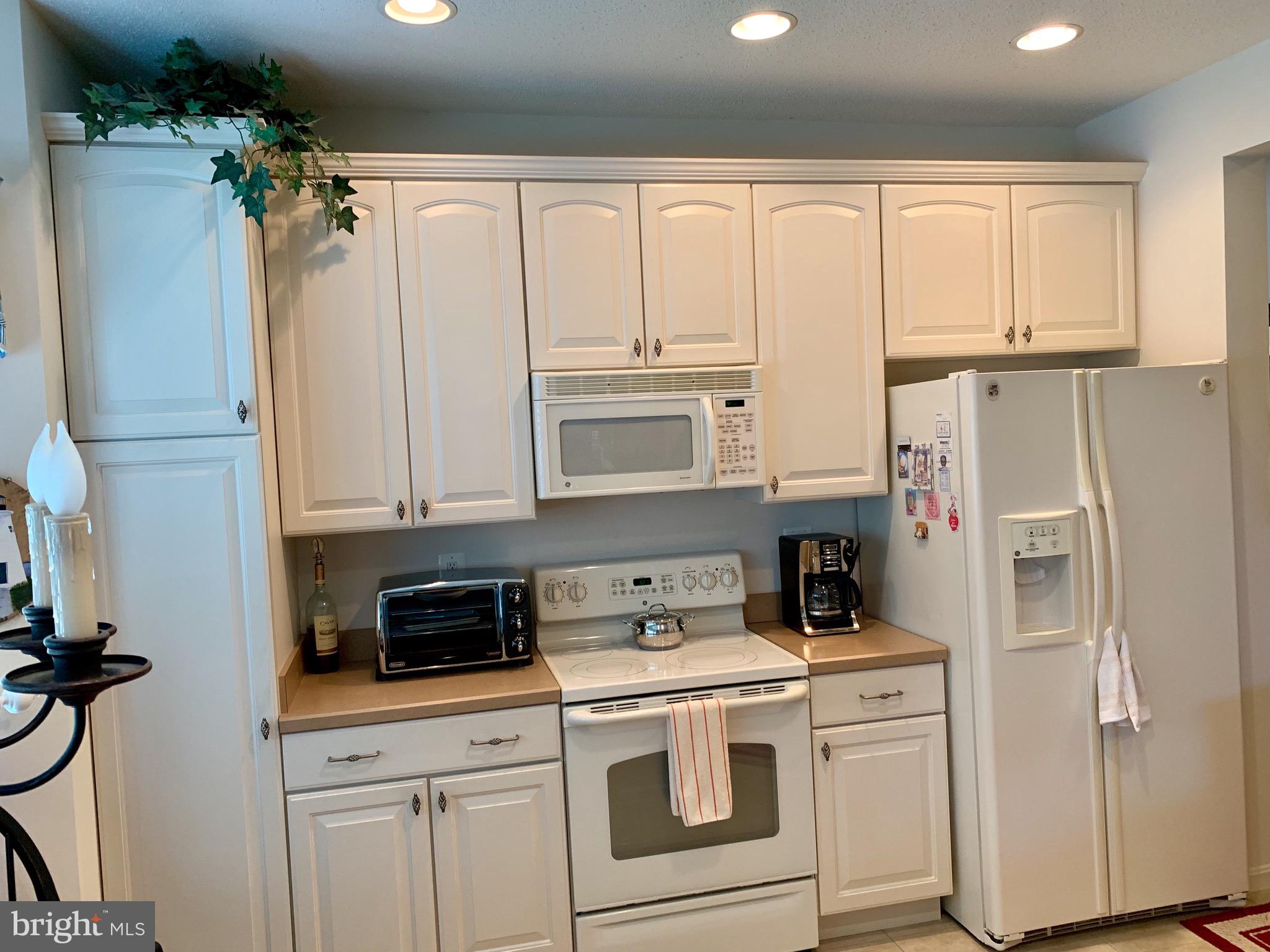 HAWTHORNE GREENE - Residential