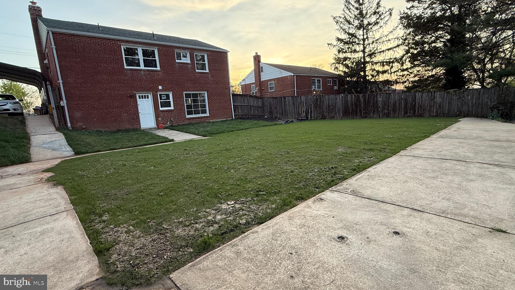 HYATTSVILLE - Residential