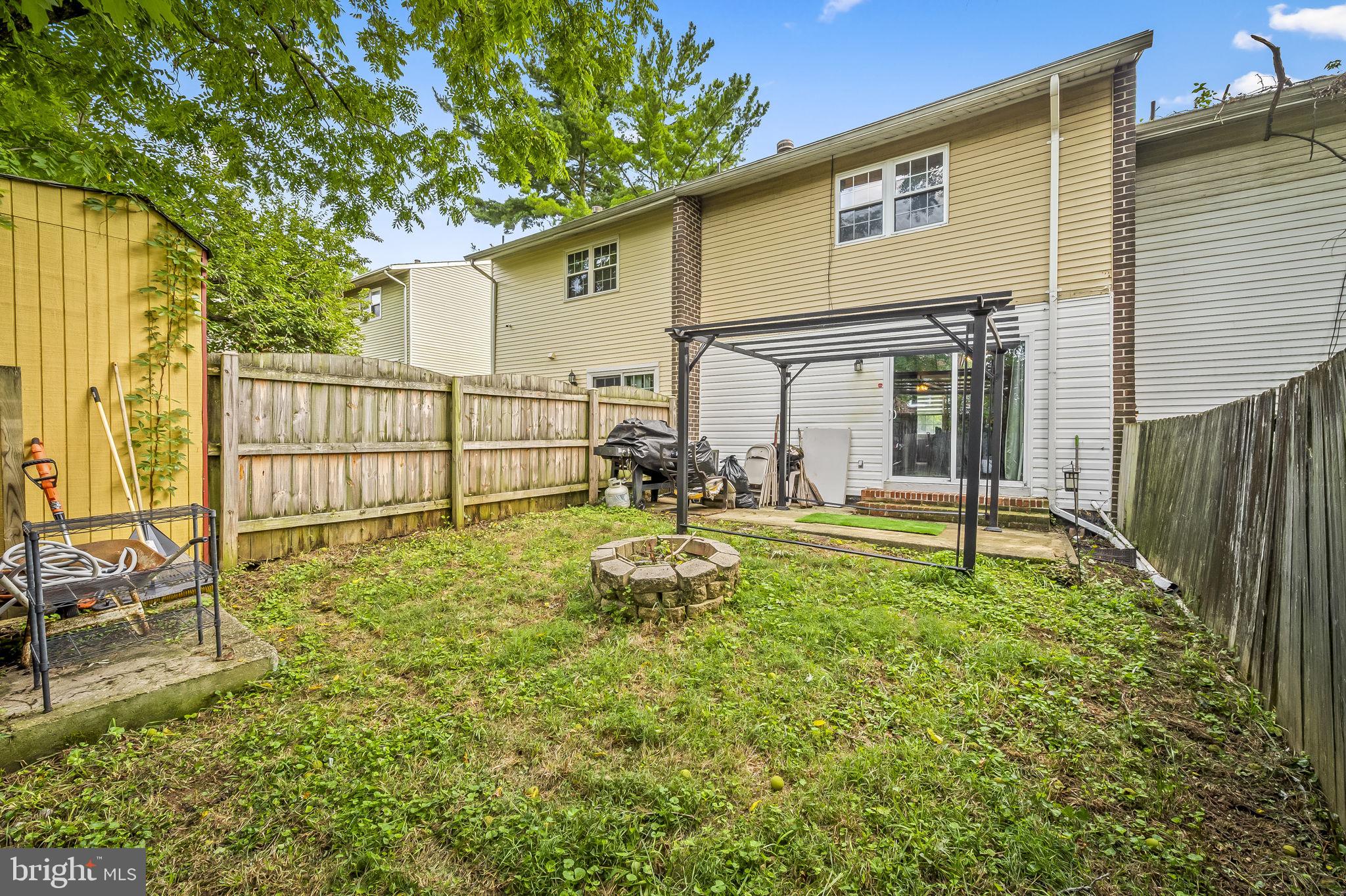 SPRINGWOOD ESTATES - Residential