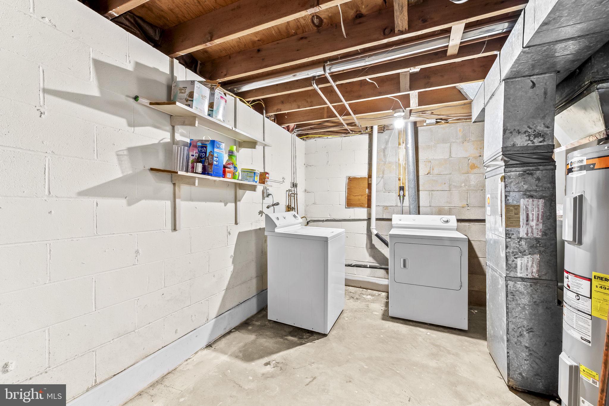 SPRINGWOOD ESTATES - Residential