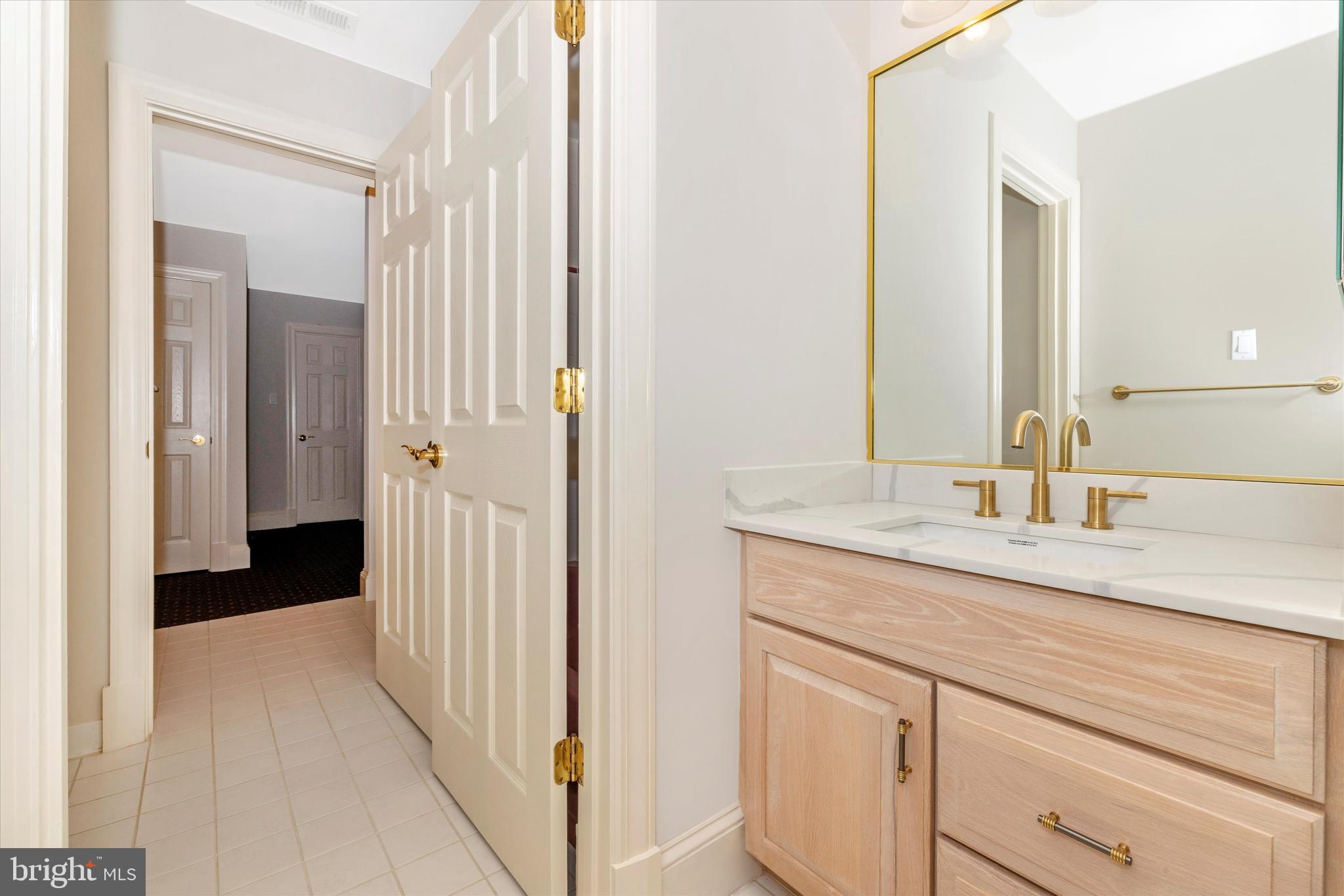 VALLEYS CREST FARMS - Residential