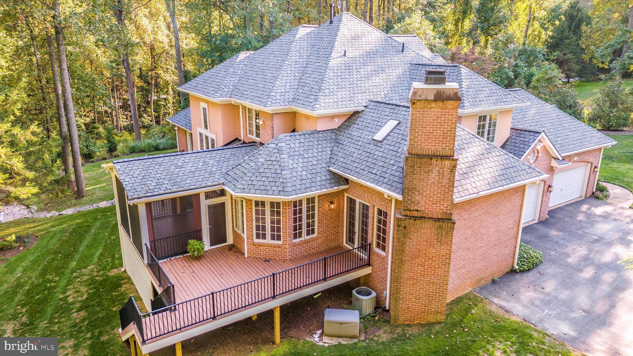 VALLEYS CREST FARMS - Residential