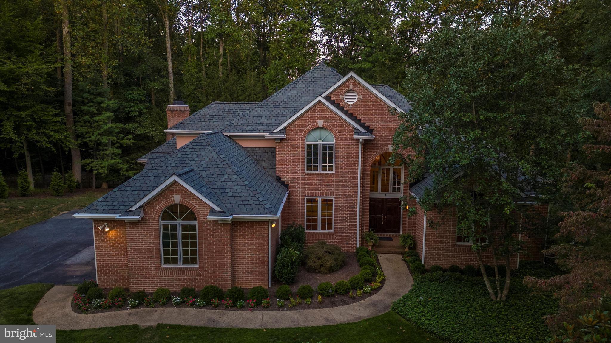 VALLEYS CREST FARMS - Residential