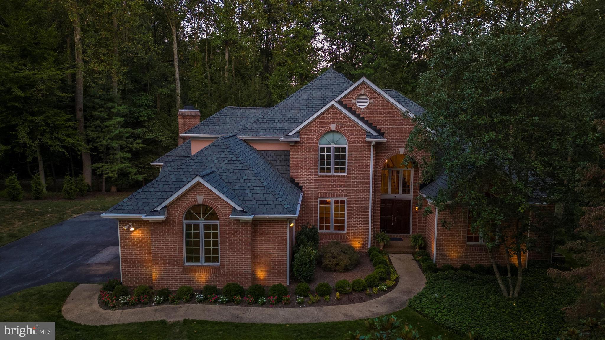 VALLEYS CREST FARMS - Residential