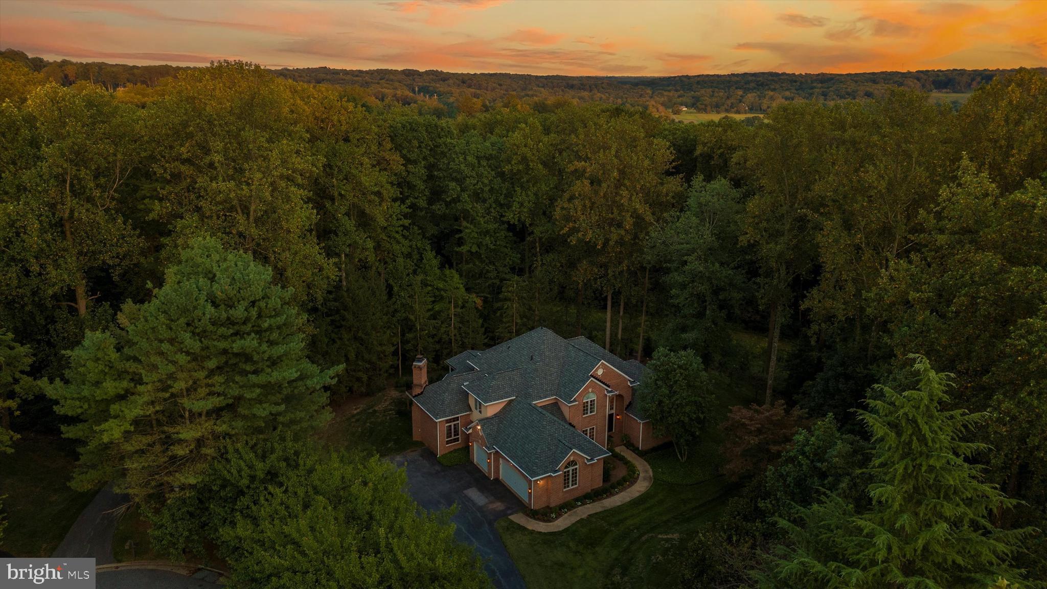 VALLEYS CREST FARMS - Residential
