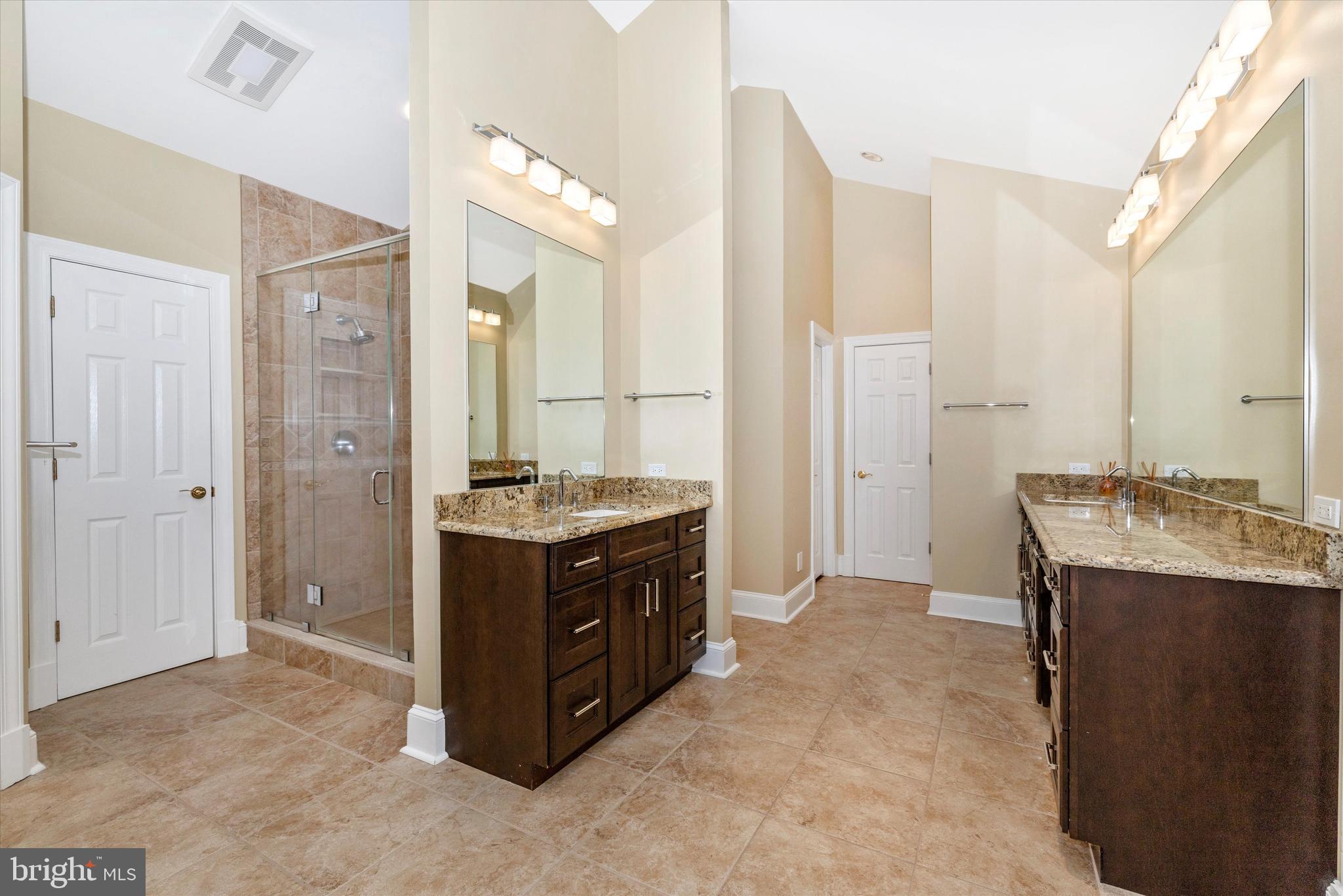 VALLEYS CREST FARMS - Residential