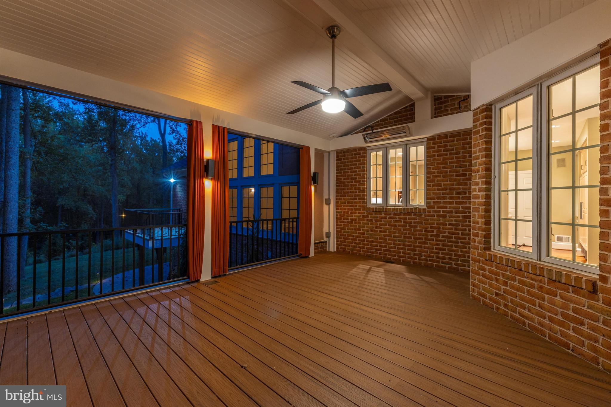 VALLEYS CREST FARMS - Residential