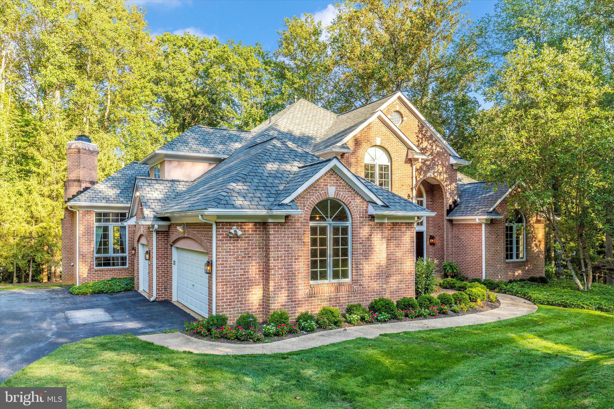 VALLEYS CREST FARMS - Residential