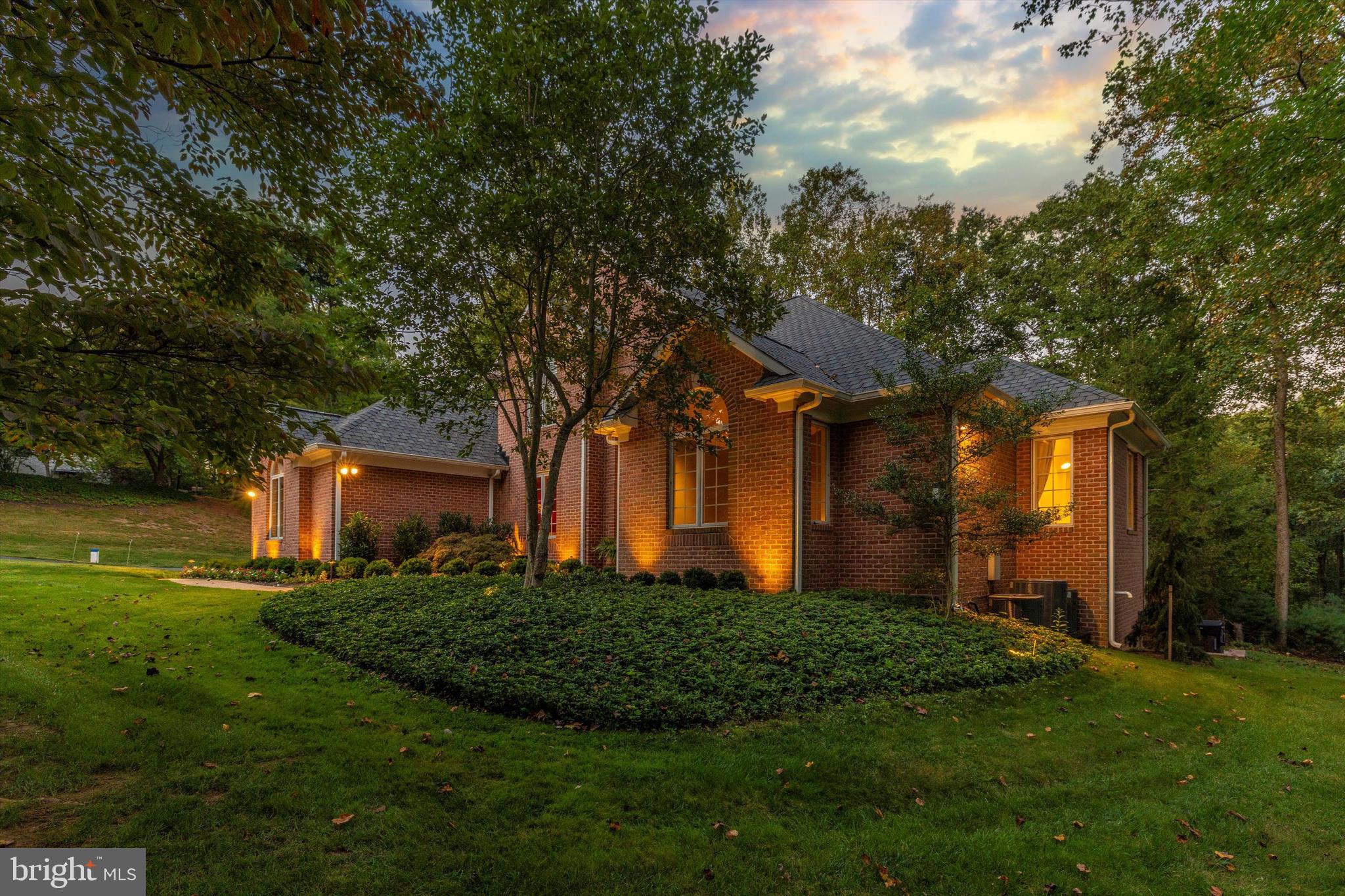 VALLEYS CREST FARMS - Residential