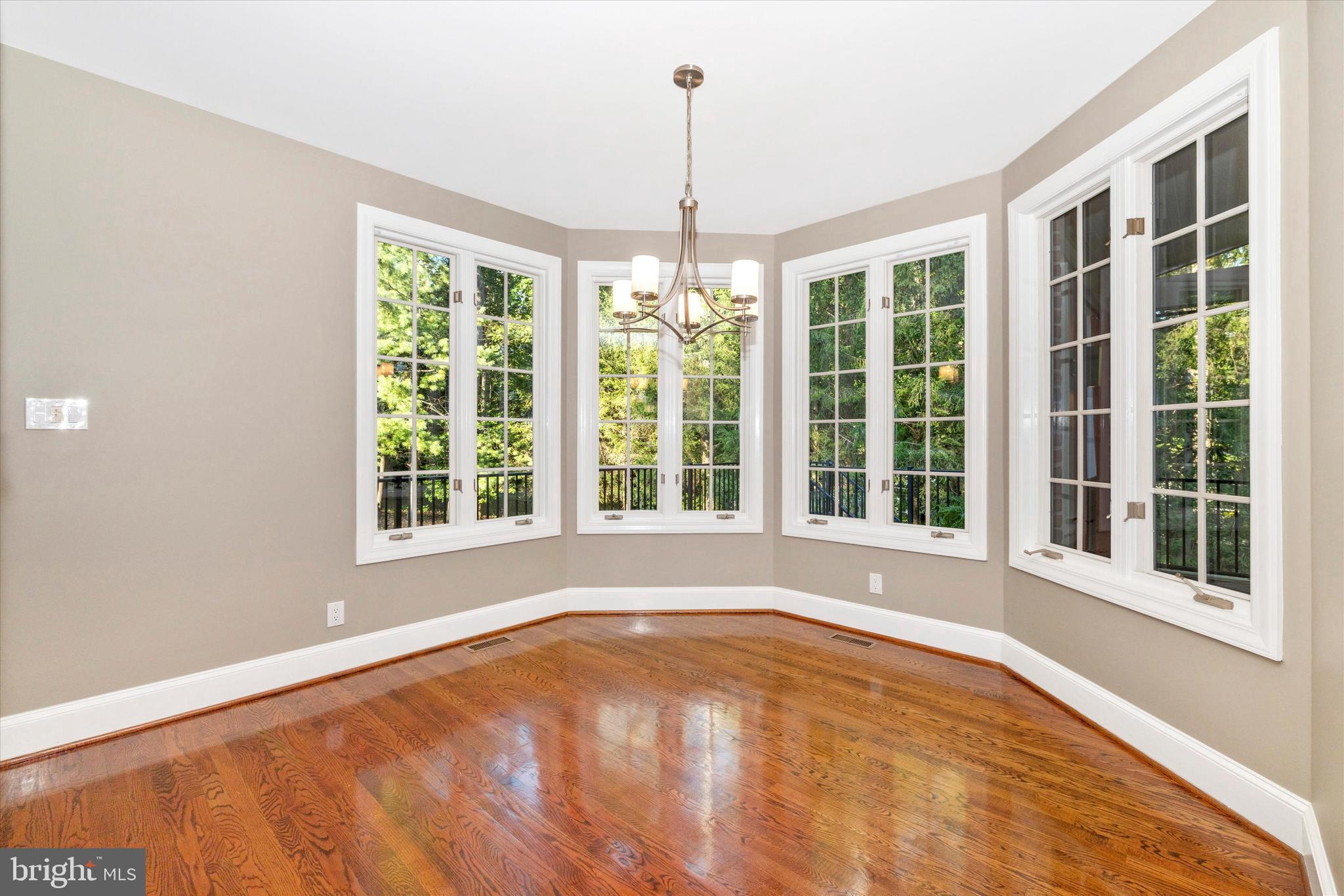 VALLEYS CREST FARMS - Residential