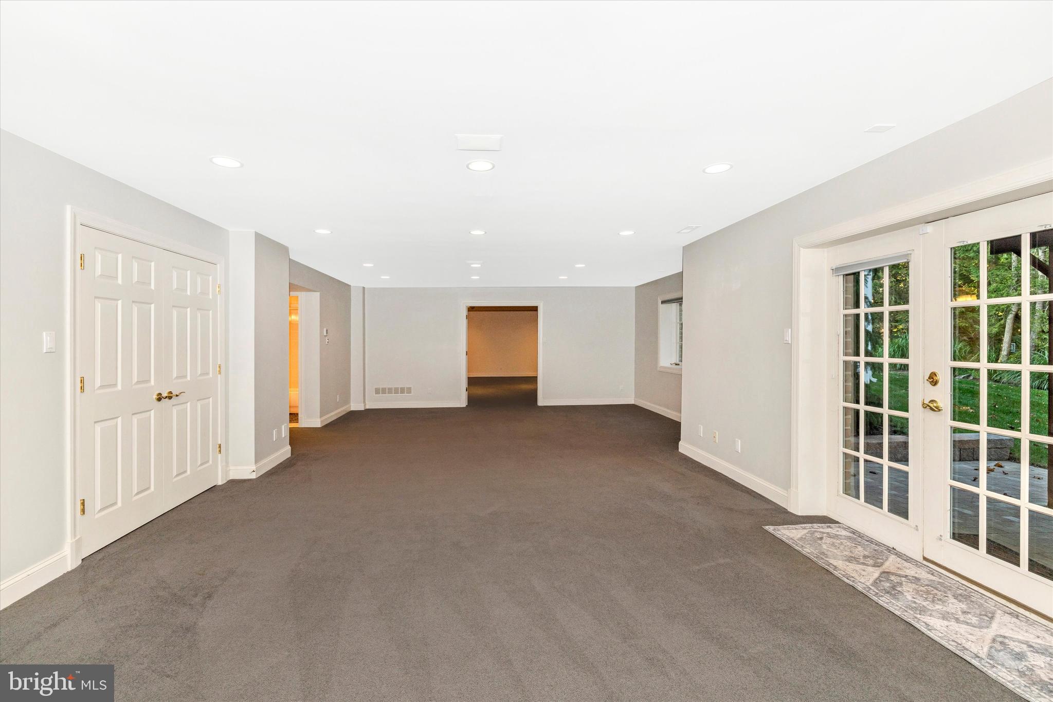 VALLEYS CREST FARMS - Residential