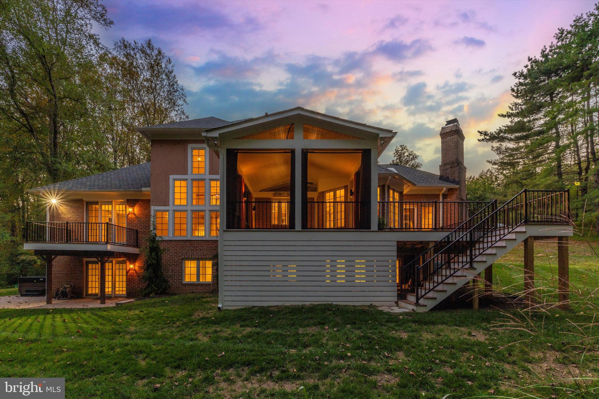 VALLEYS CREST FARMS - Residential