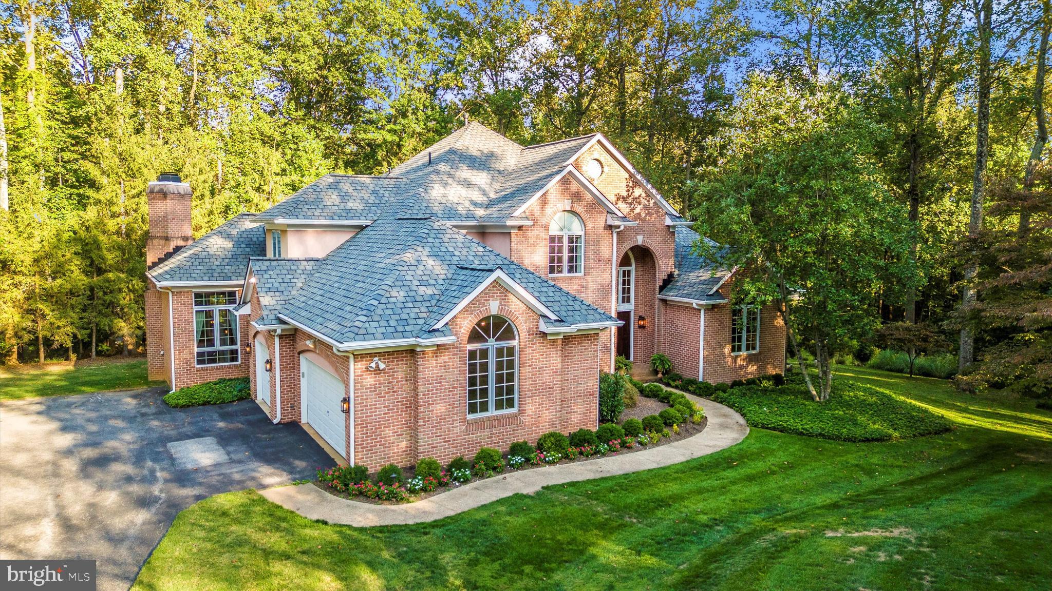 VALLEYS CREST FARMS - Residential