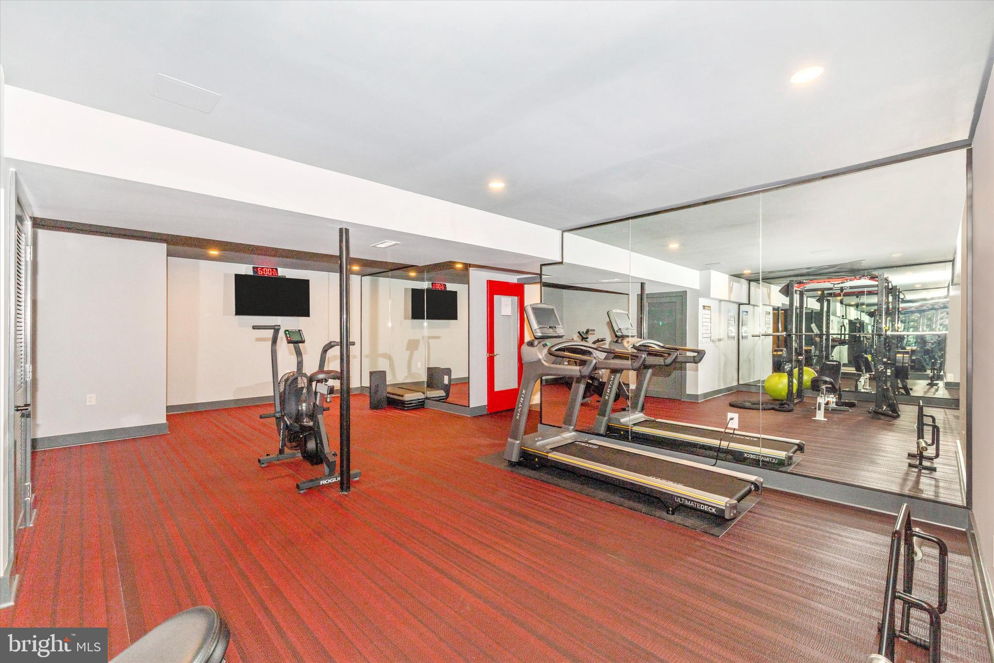 VALLEYS CREST FARMS - Residential