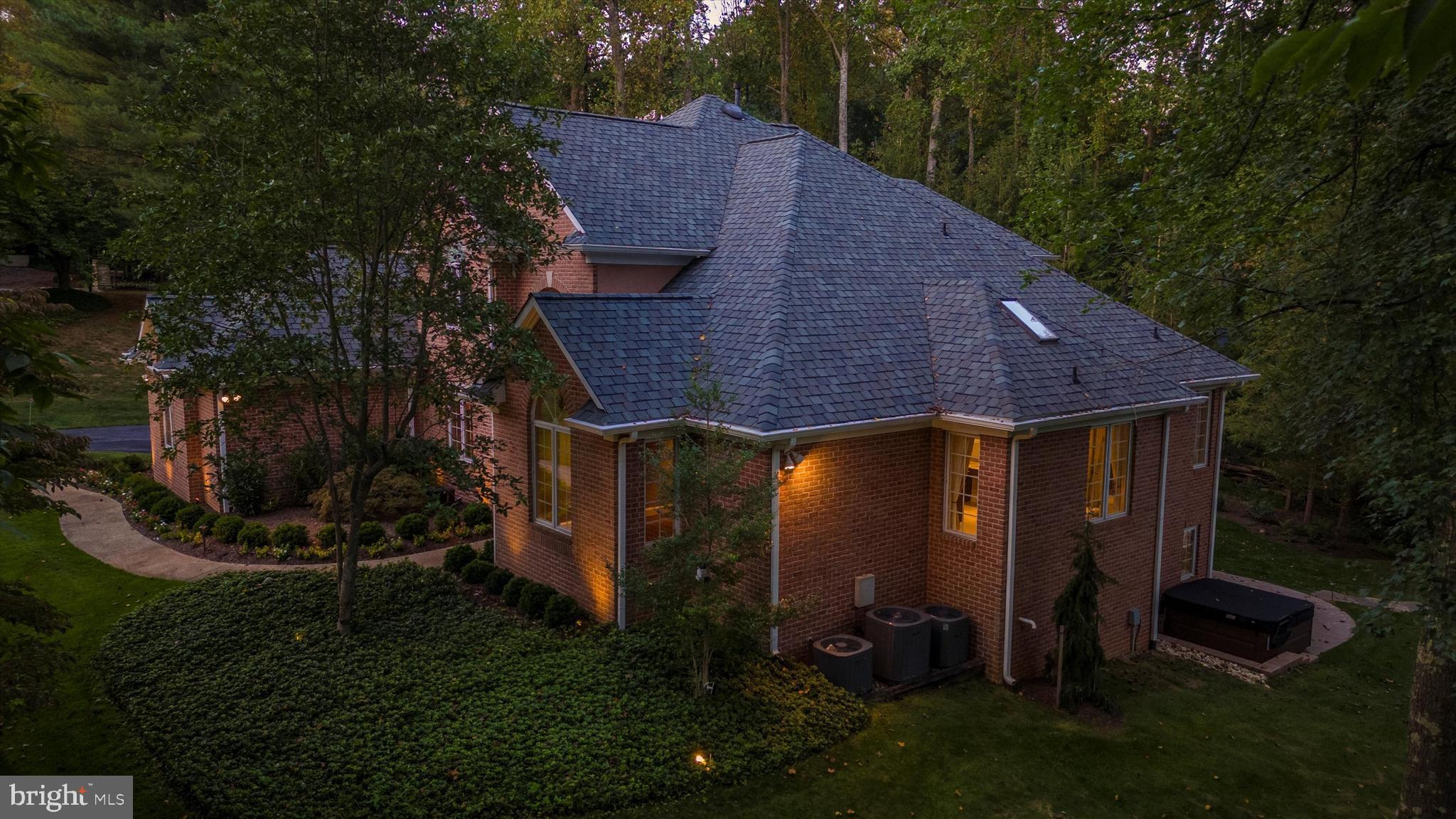 VALLEYS CREST FARMS - Residential