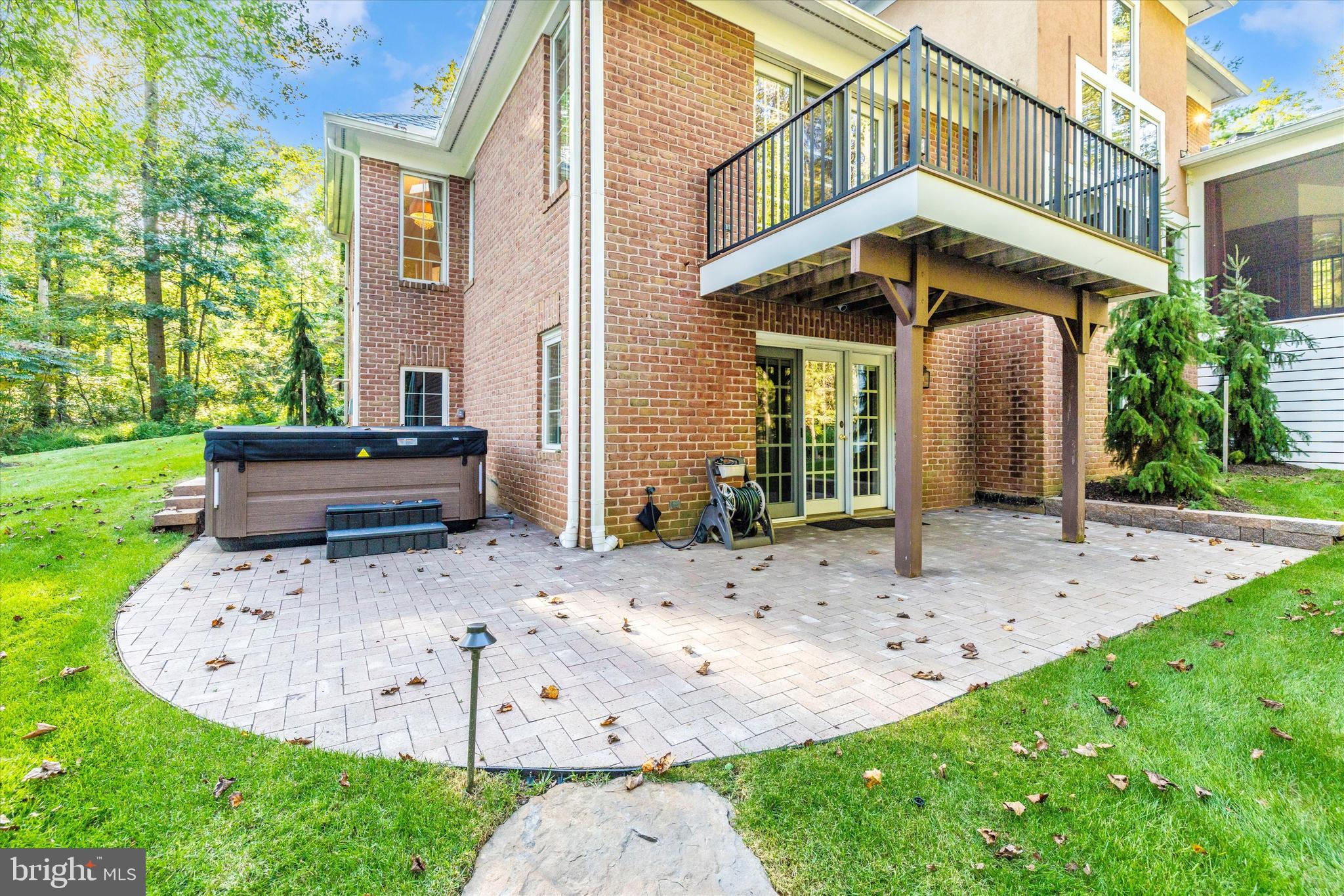 VALLEYS CREST FARMS - Residential