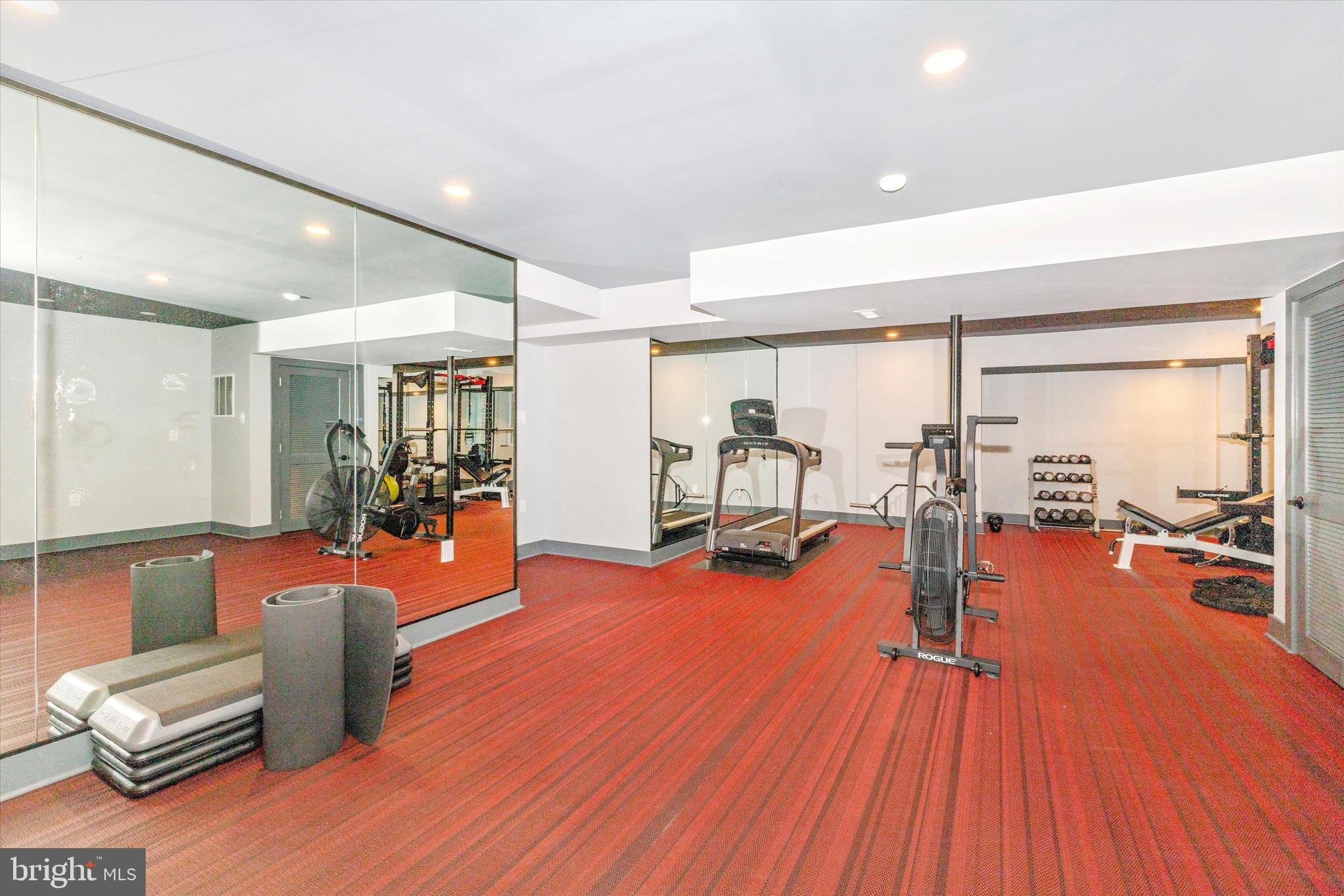 VALLEYS CREST FARMS - Residential