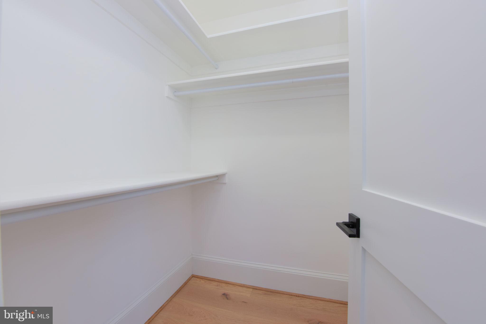 OLD TOWN ALEXANDRIA - Residential