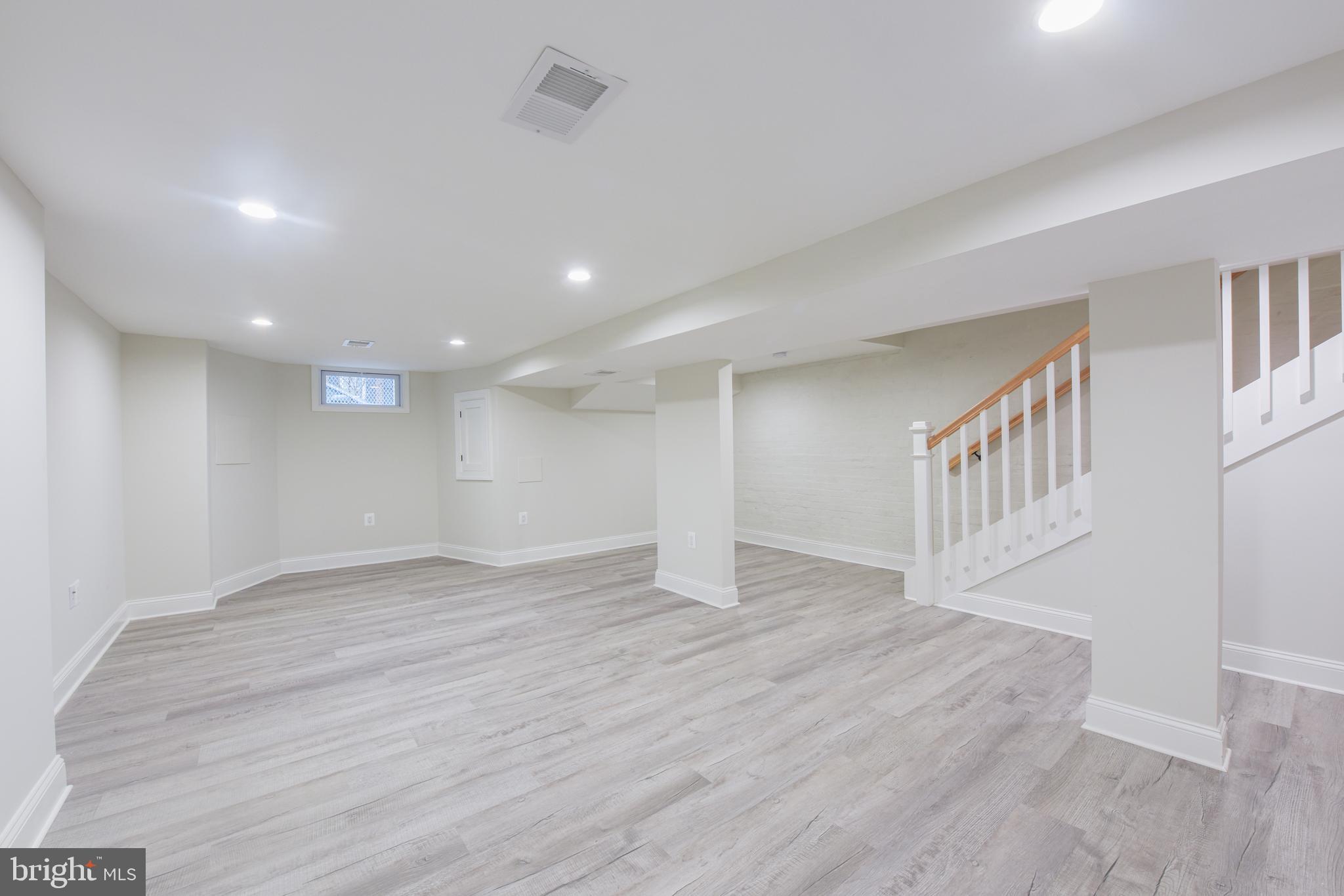 OLD TOWN ALEXANDRIA - Residential